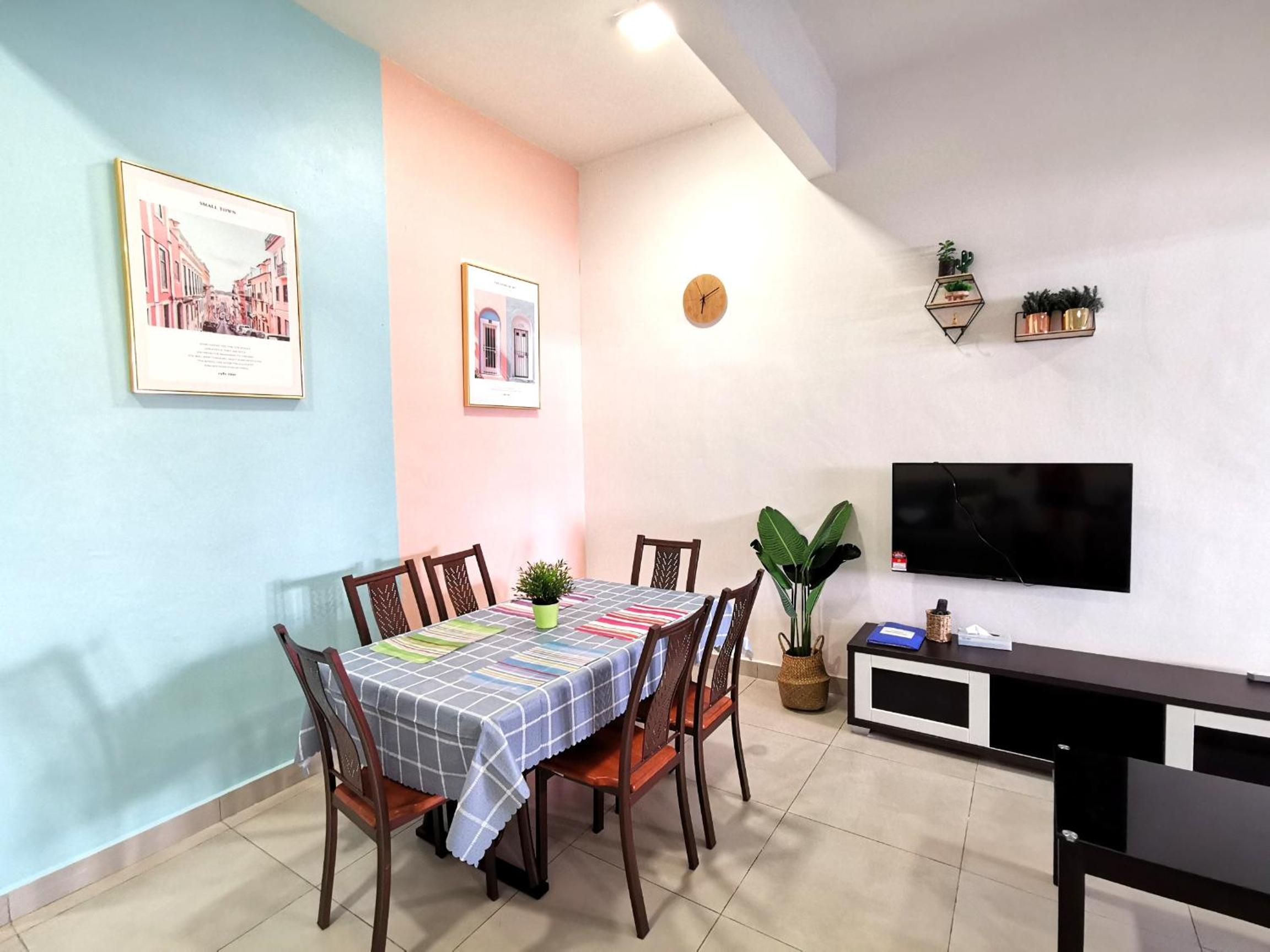 Four-Bedroom House photo 2