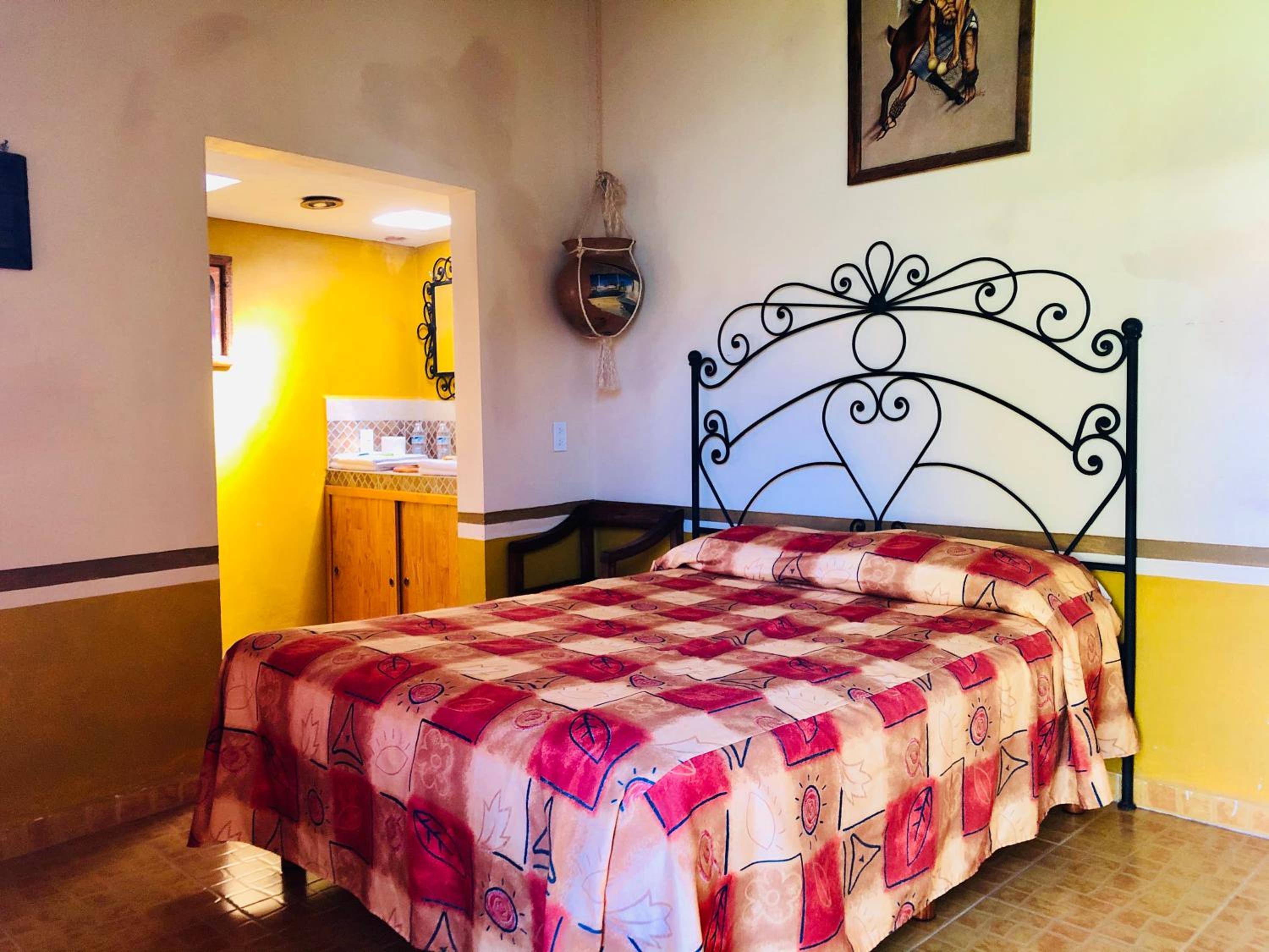 Double Room - Photo 7