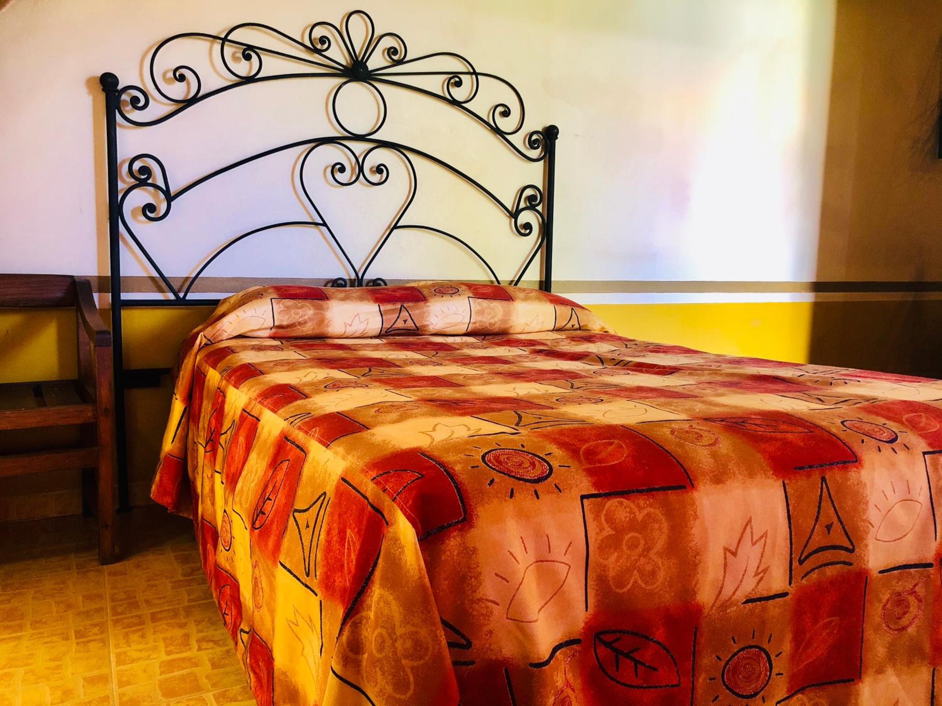 Double Room - Photo 6
