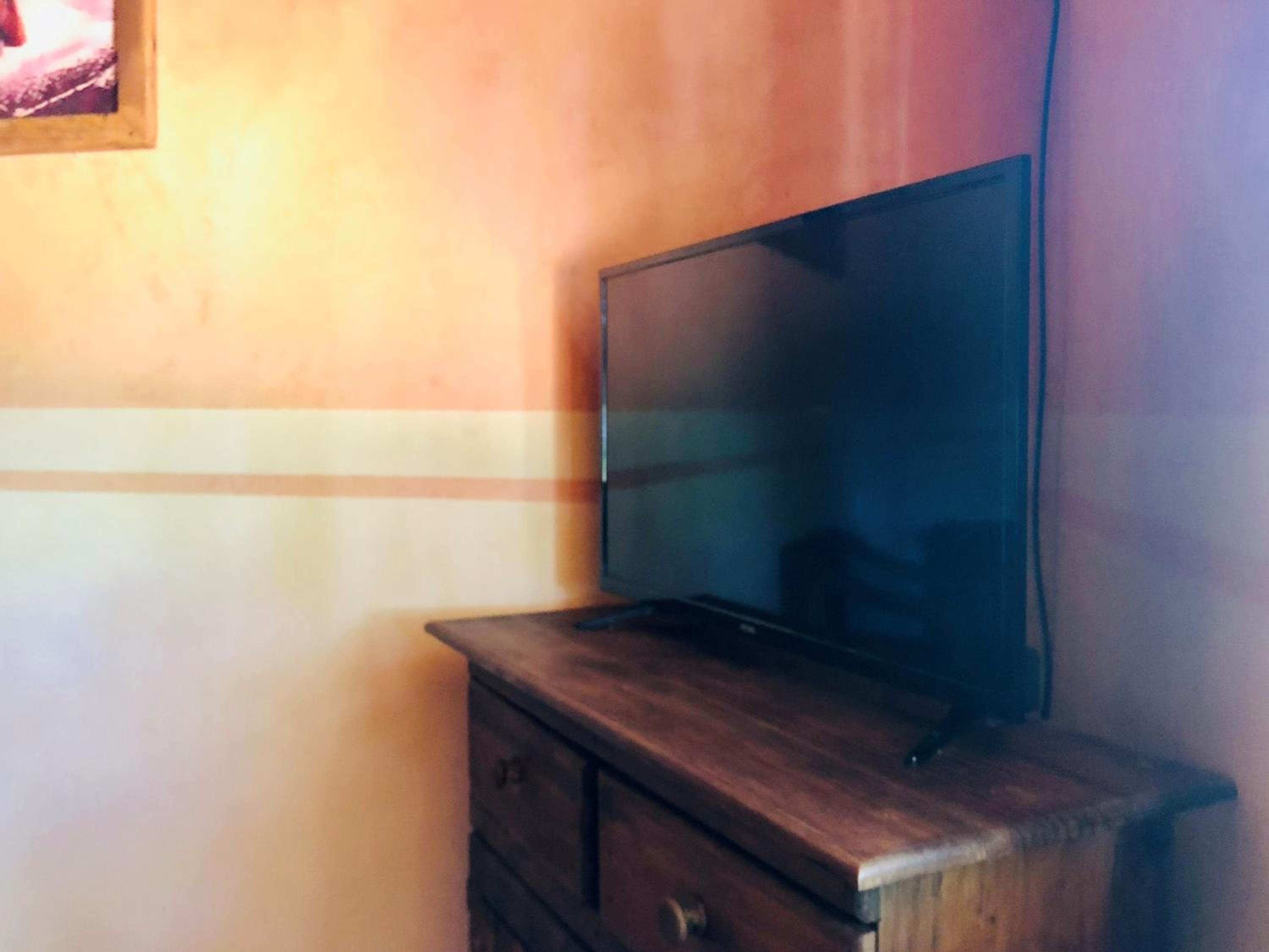 Double Room - Photo 23