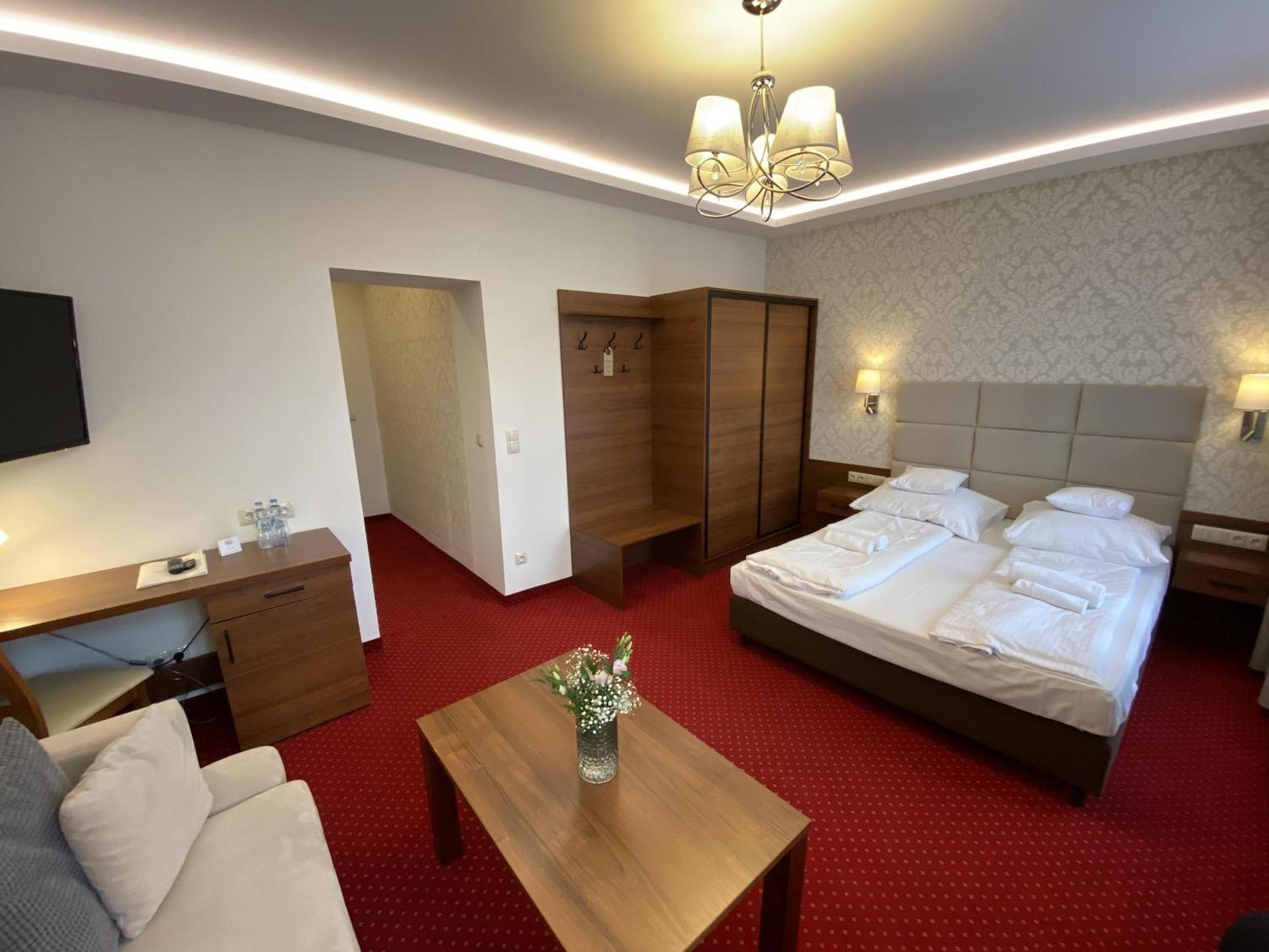 Deluxe Double Room - Photo 6