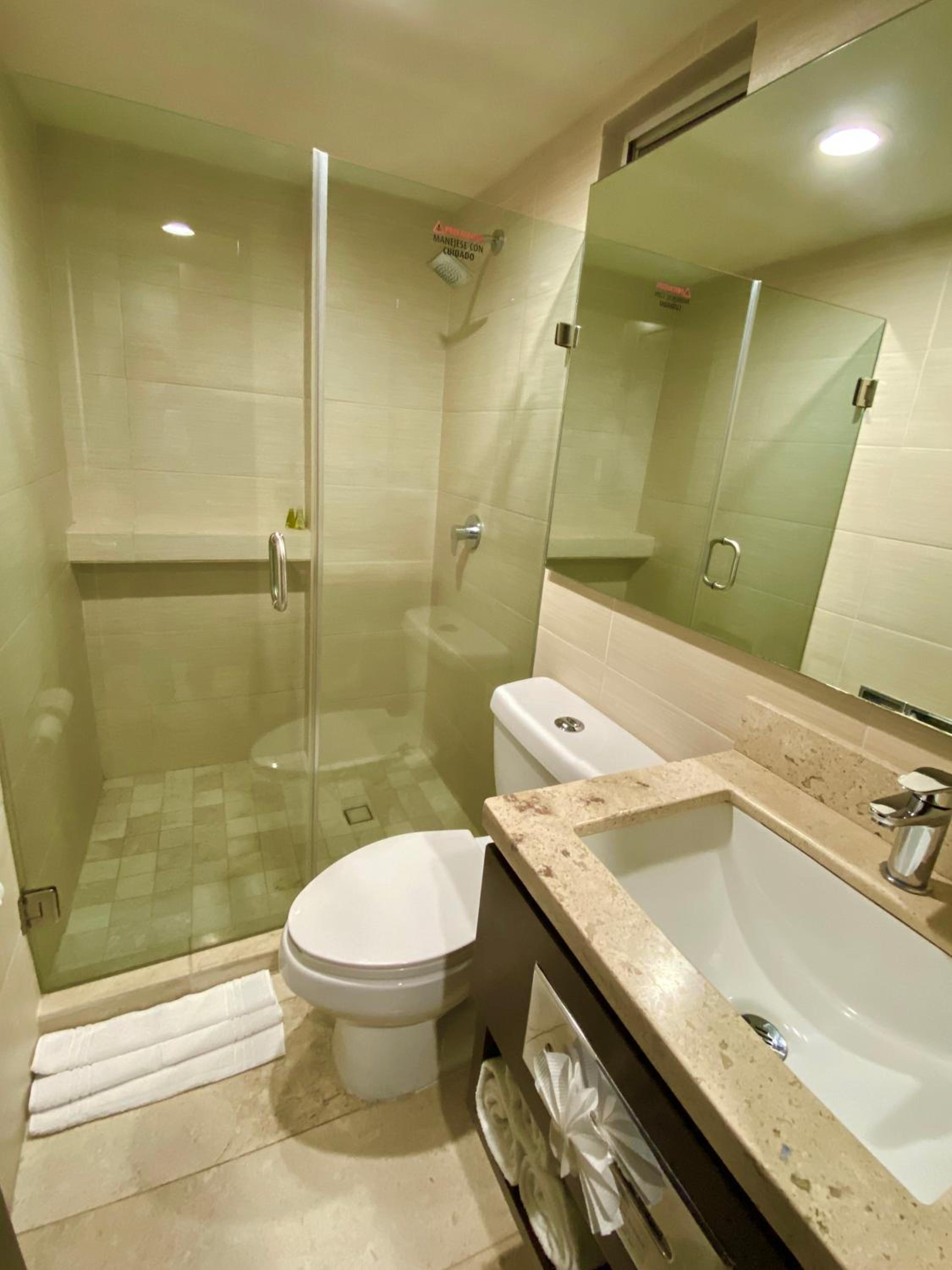 Standard Double Room - Photo 4