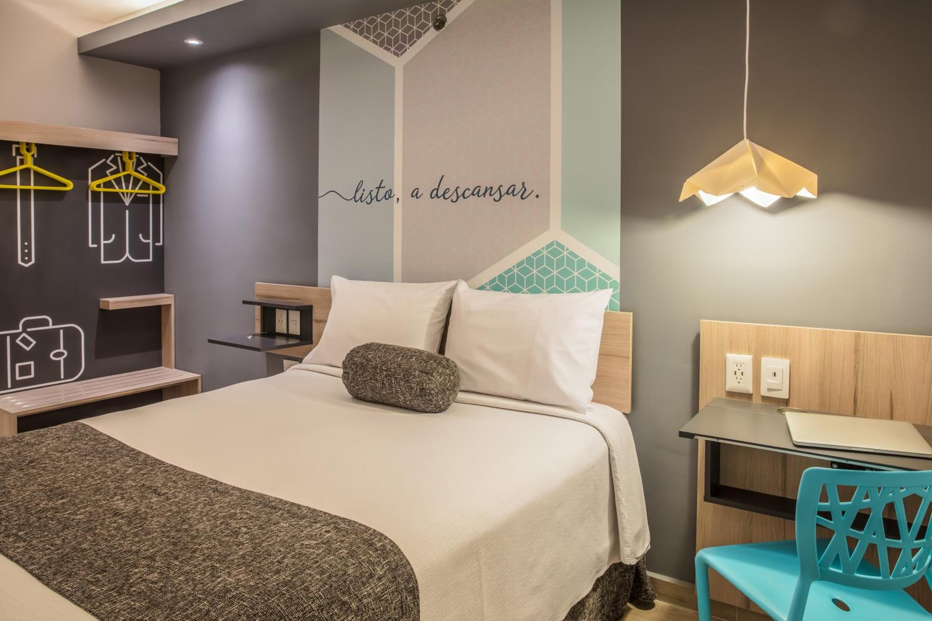 Superior Queen Room - Photo 1