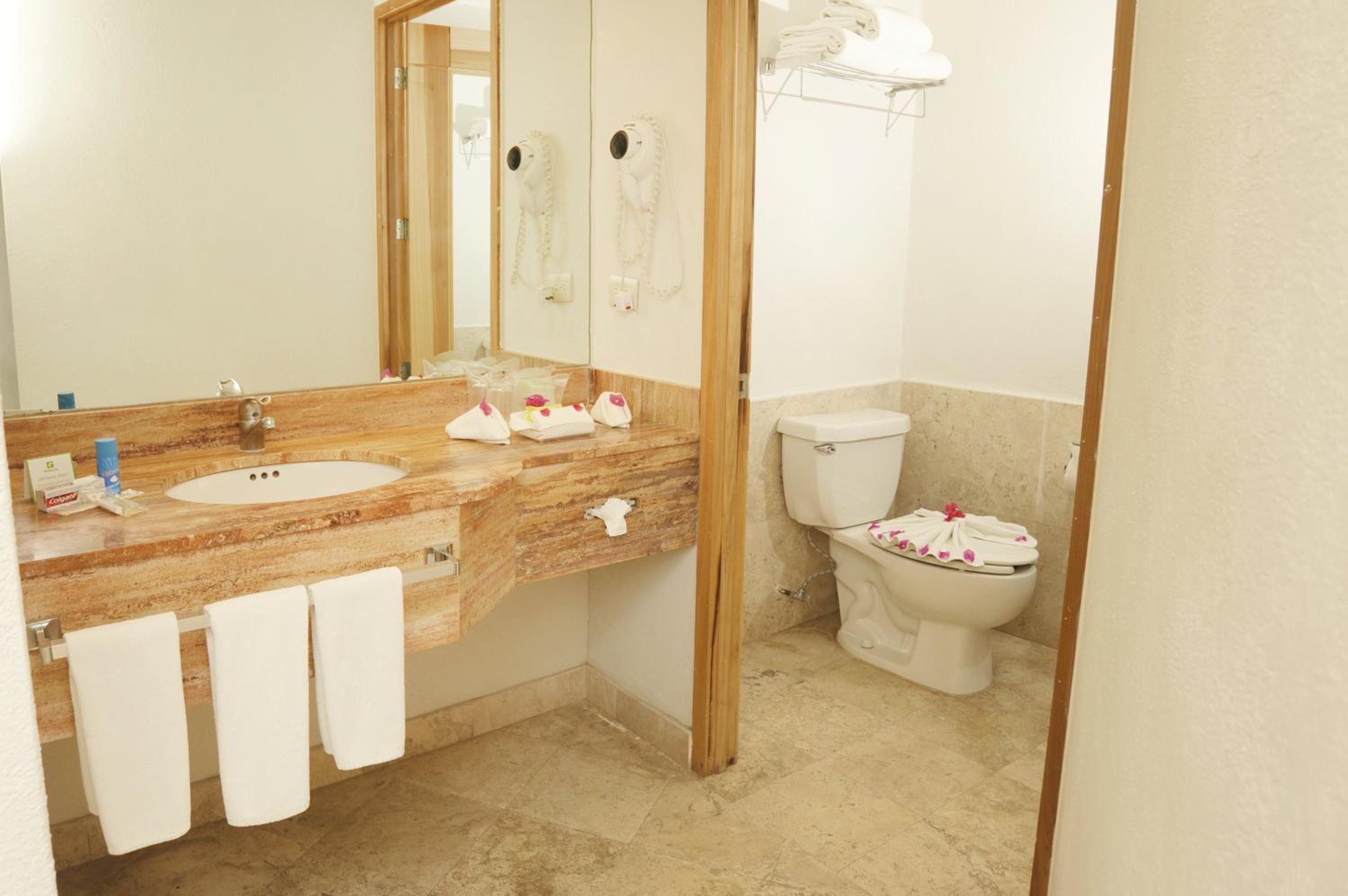 Superior King Room photo 3