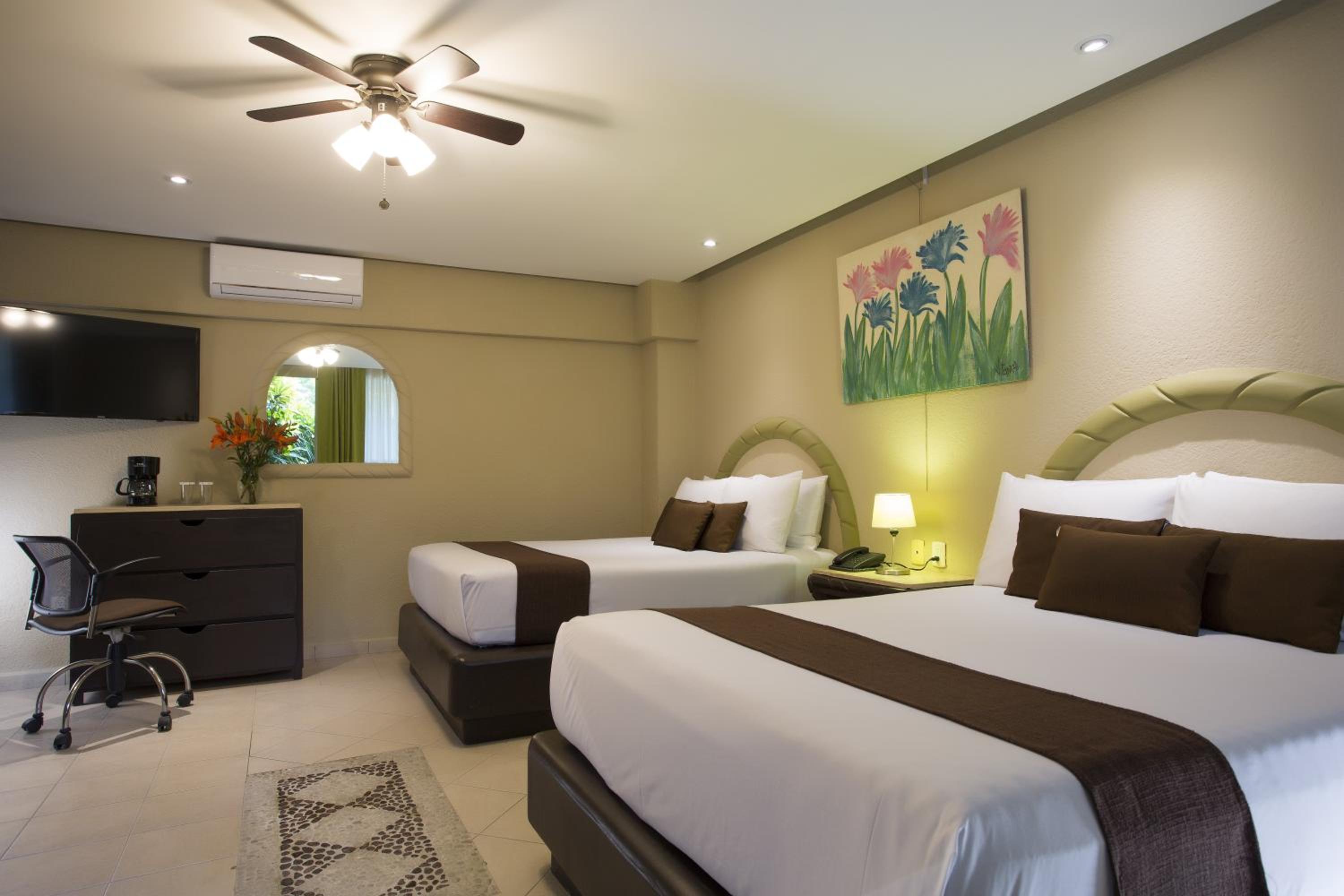 Deluxe Double Room photo 3