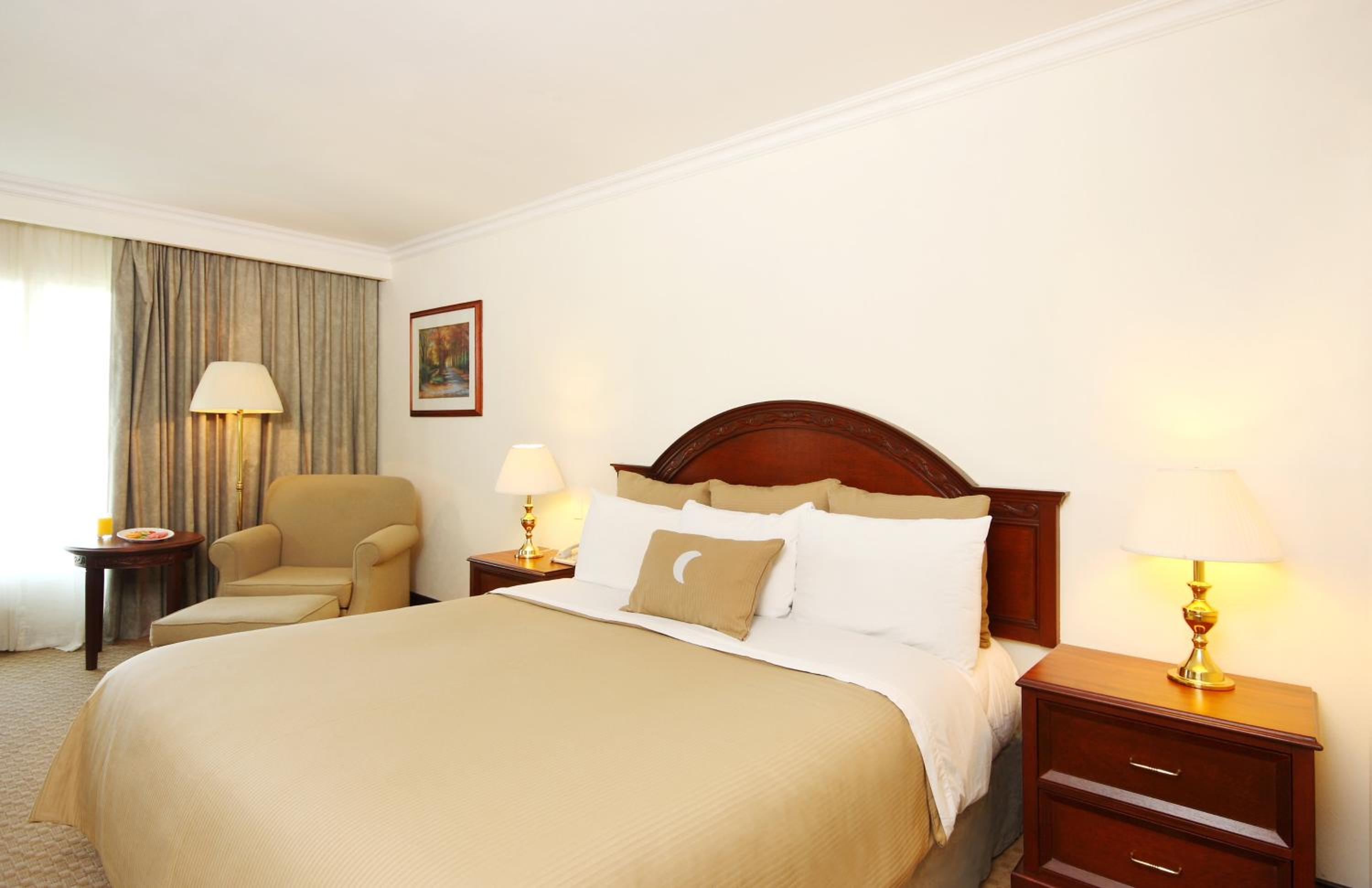 Superior King Room - Photo 1