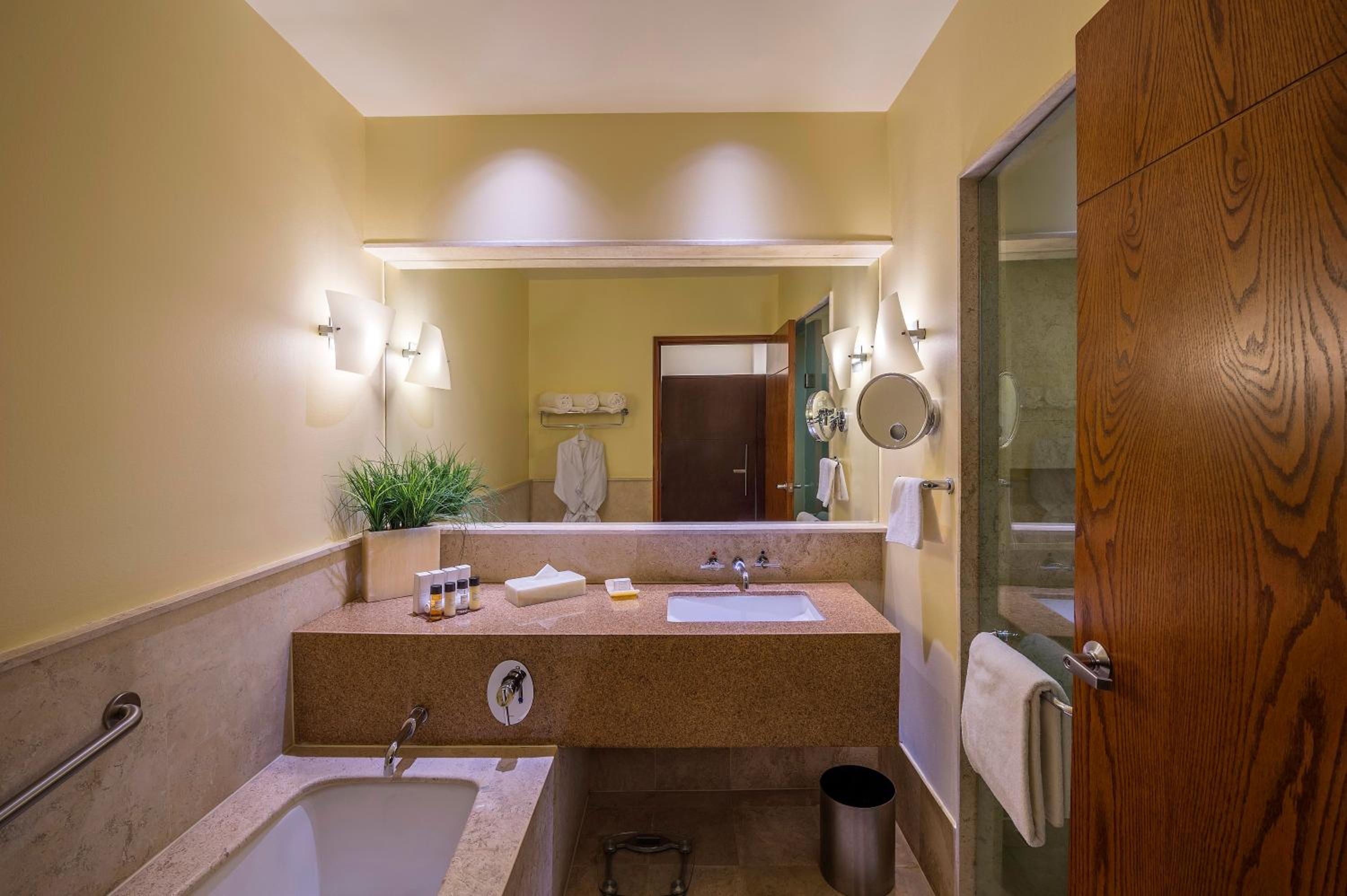 Deluxe Double Room - Photo 2