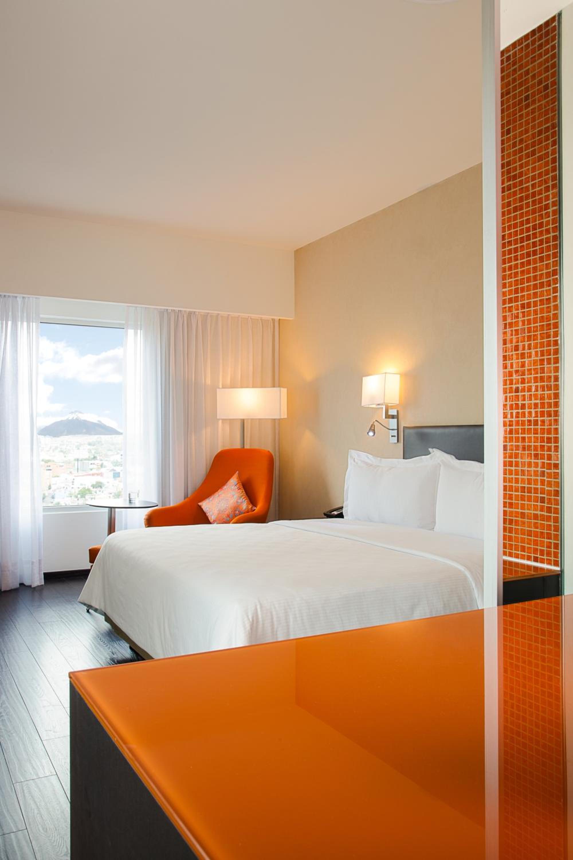 Superior King Room - Photo 4
