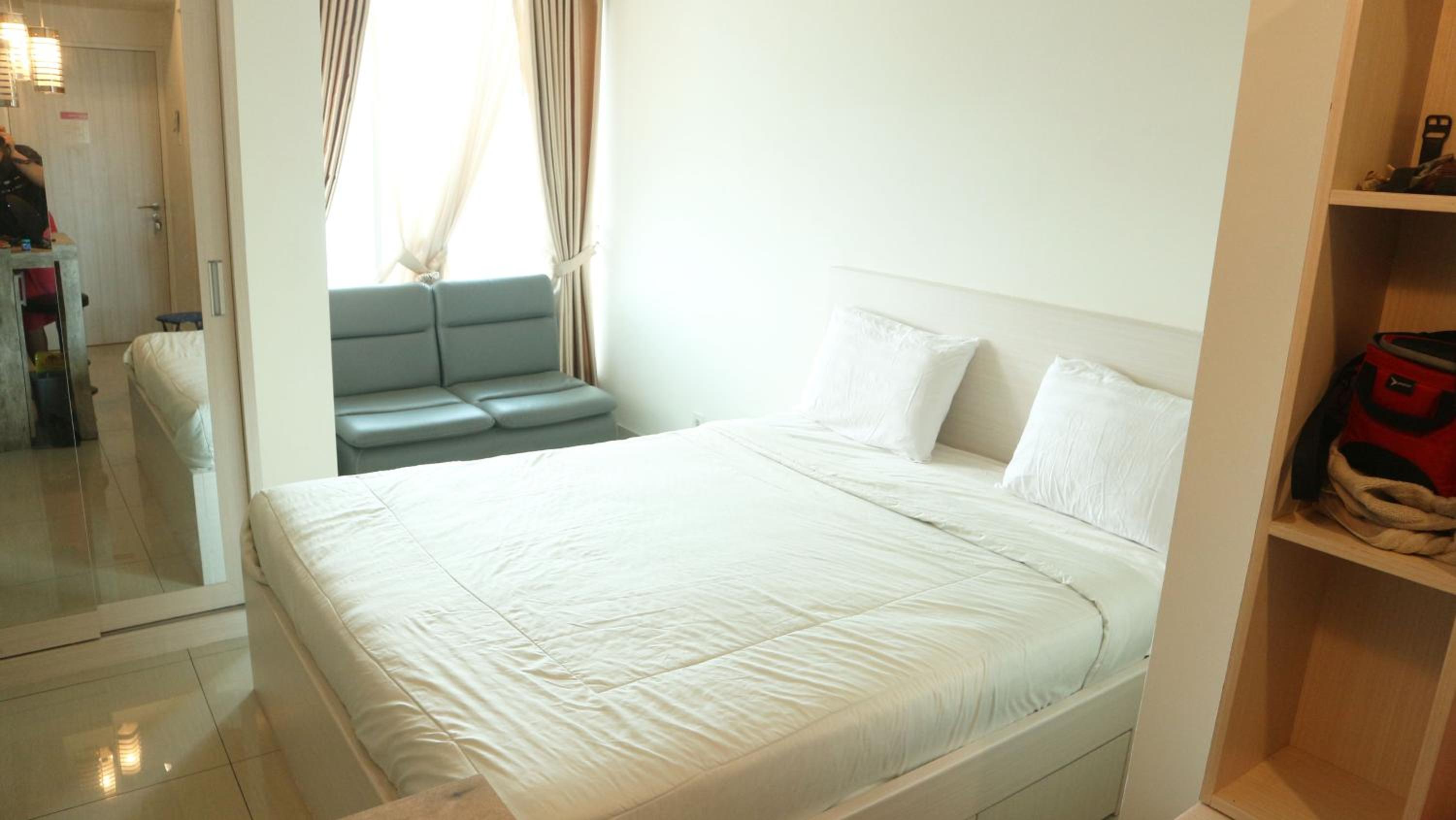 One-Bedroom Apartment - Photo 3
