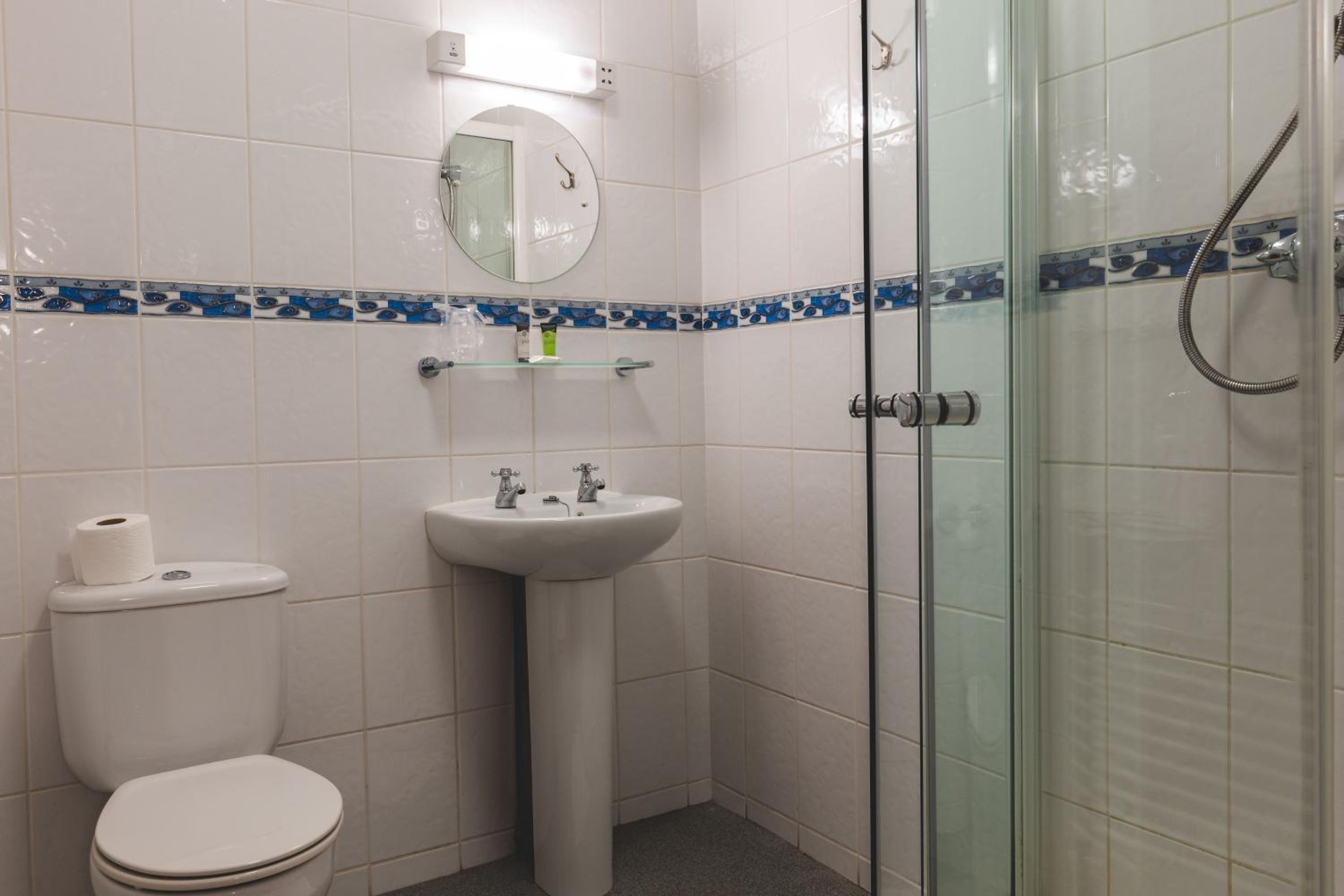 Standard Triple Room photo 2
