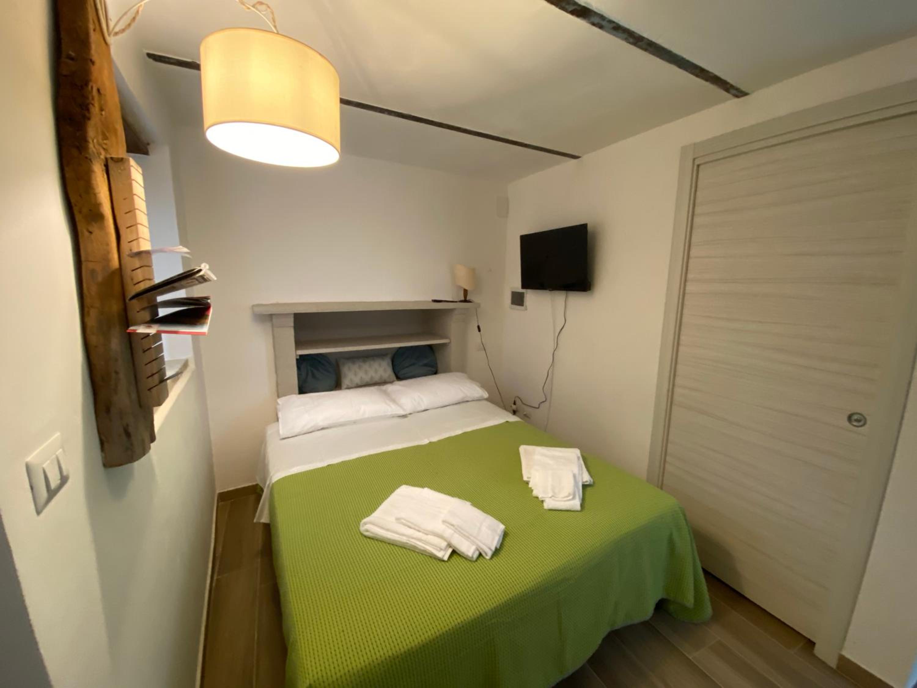 Double Room - Photo 1