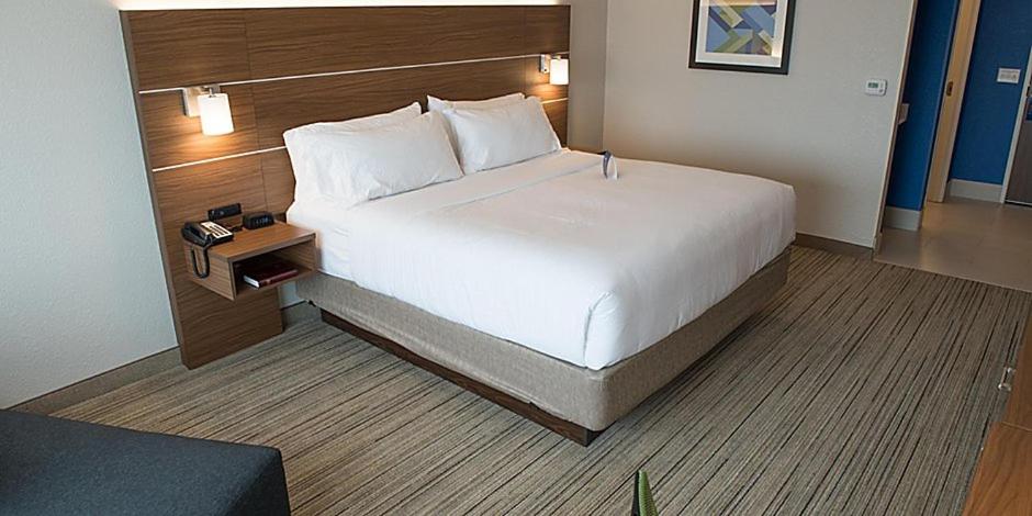 Standard King Room - Photo 1