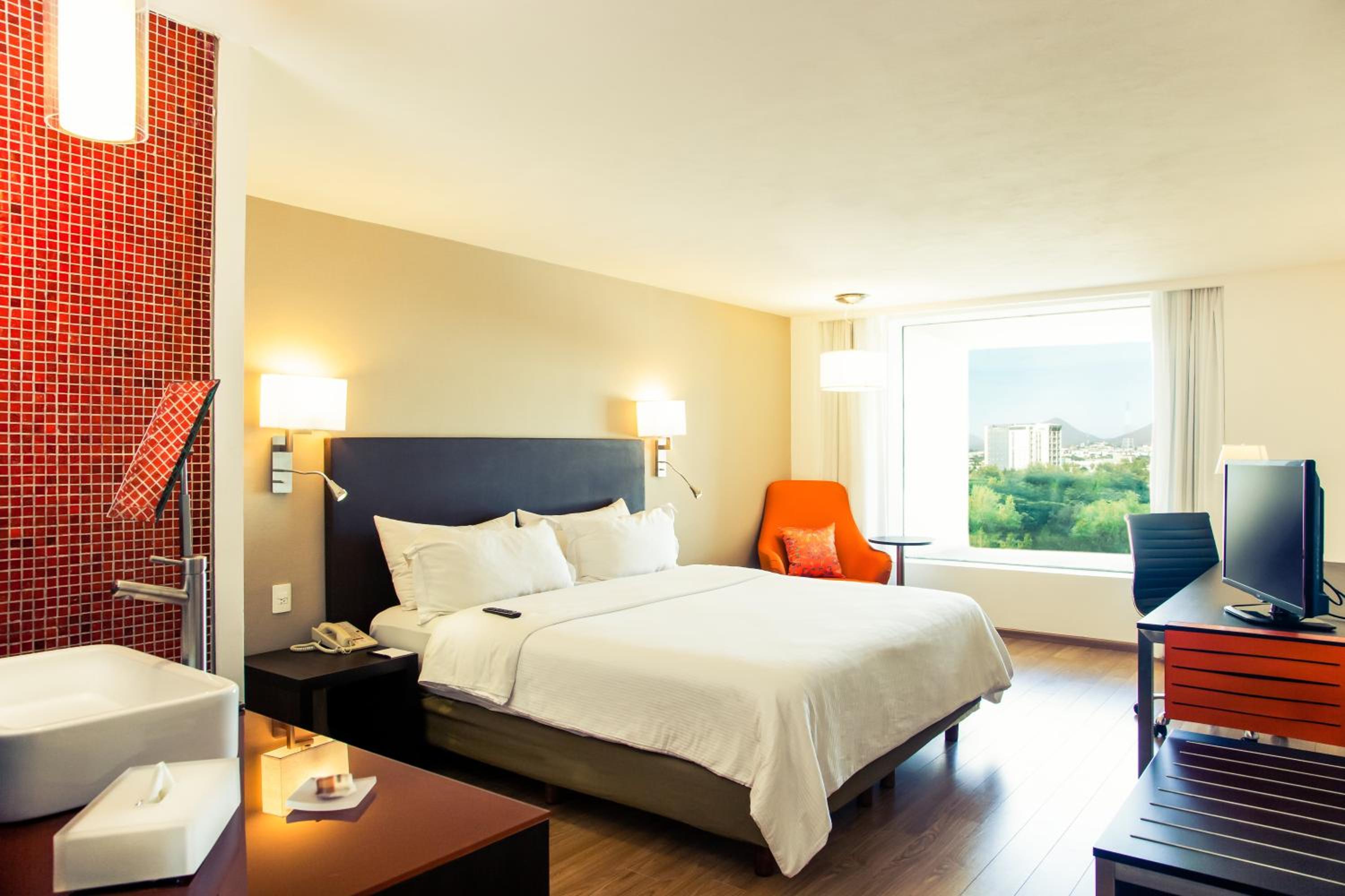 Executive King Room - Photo 1