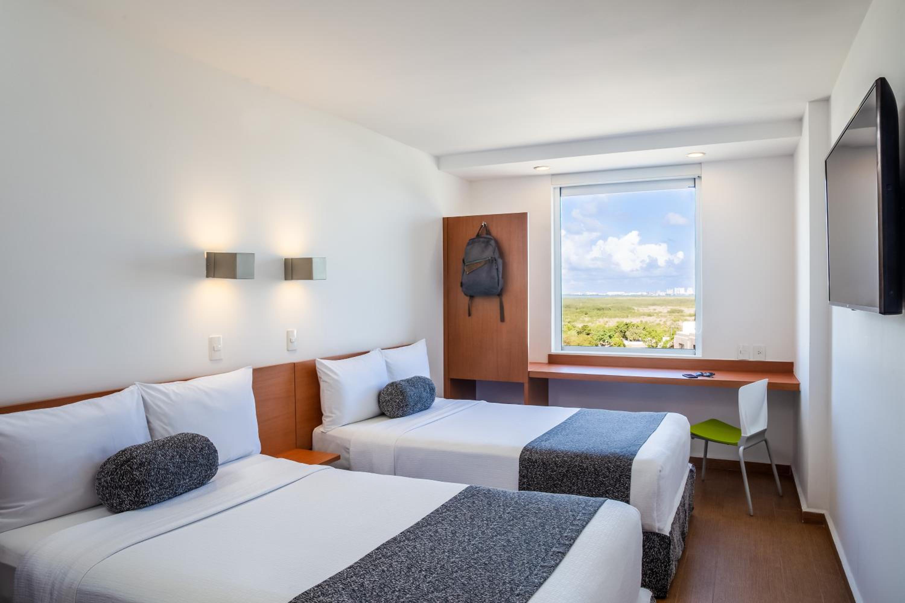 Superior Twin Room photo 1