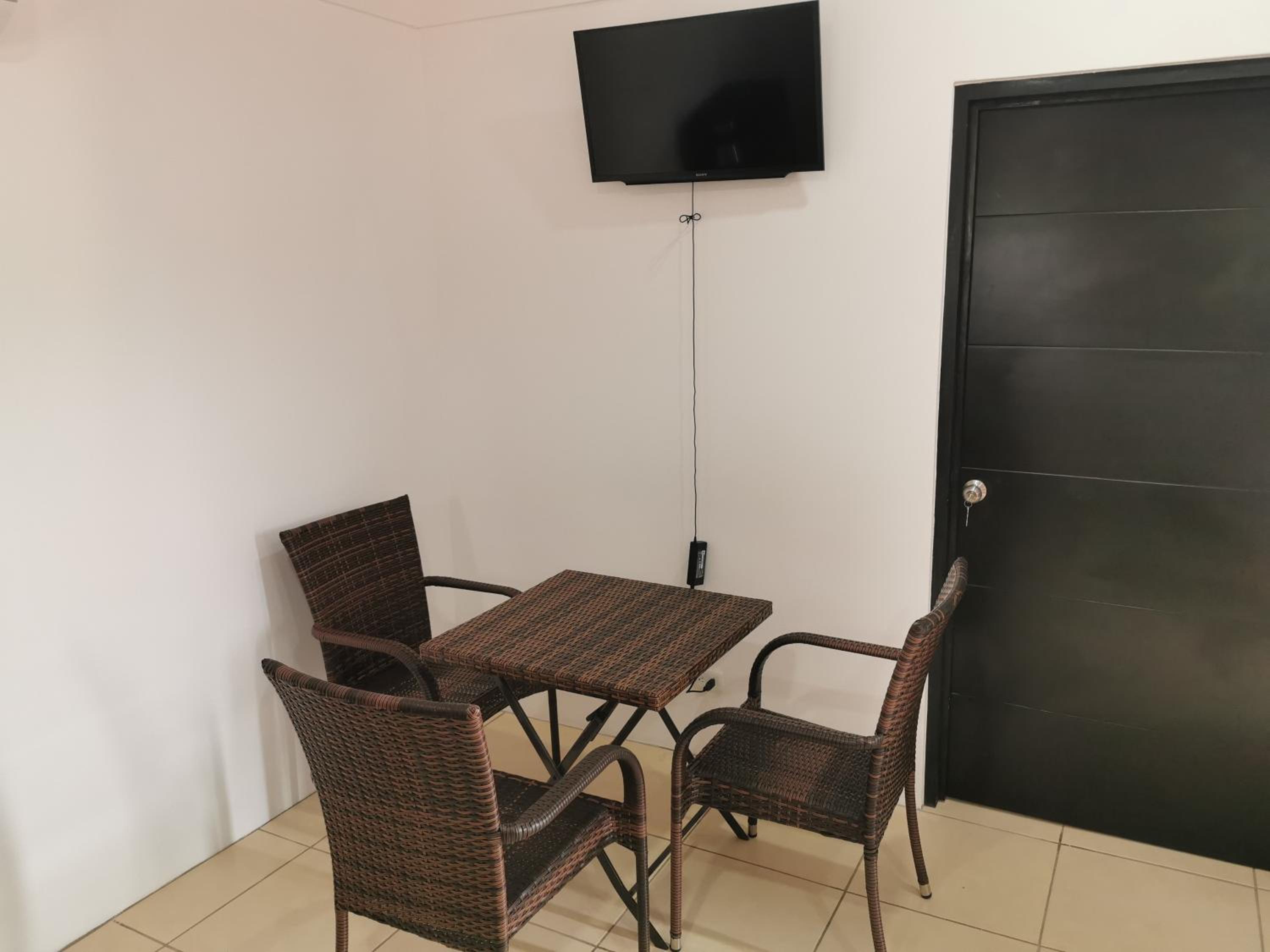 Triple Room with Garden View photo 2
