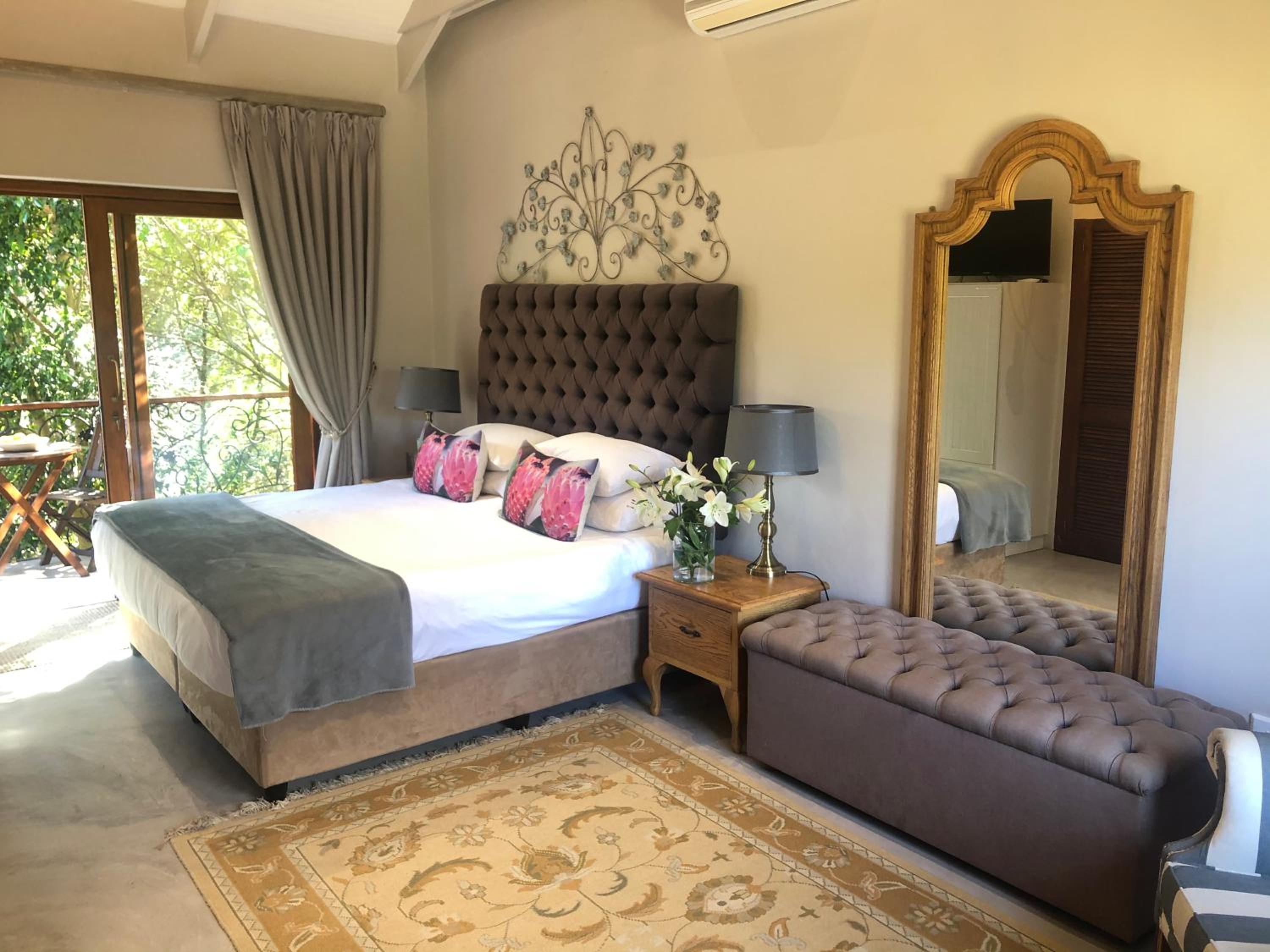 Suite with Kitchenette