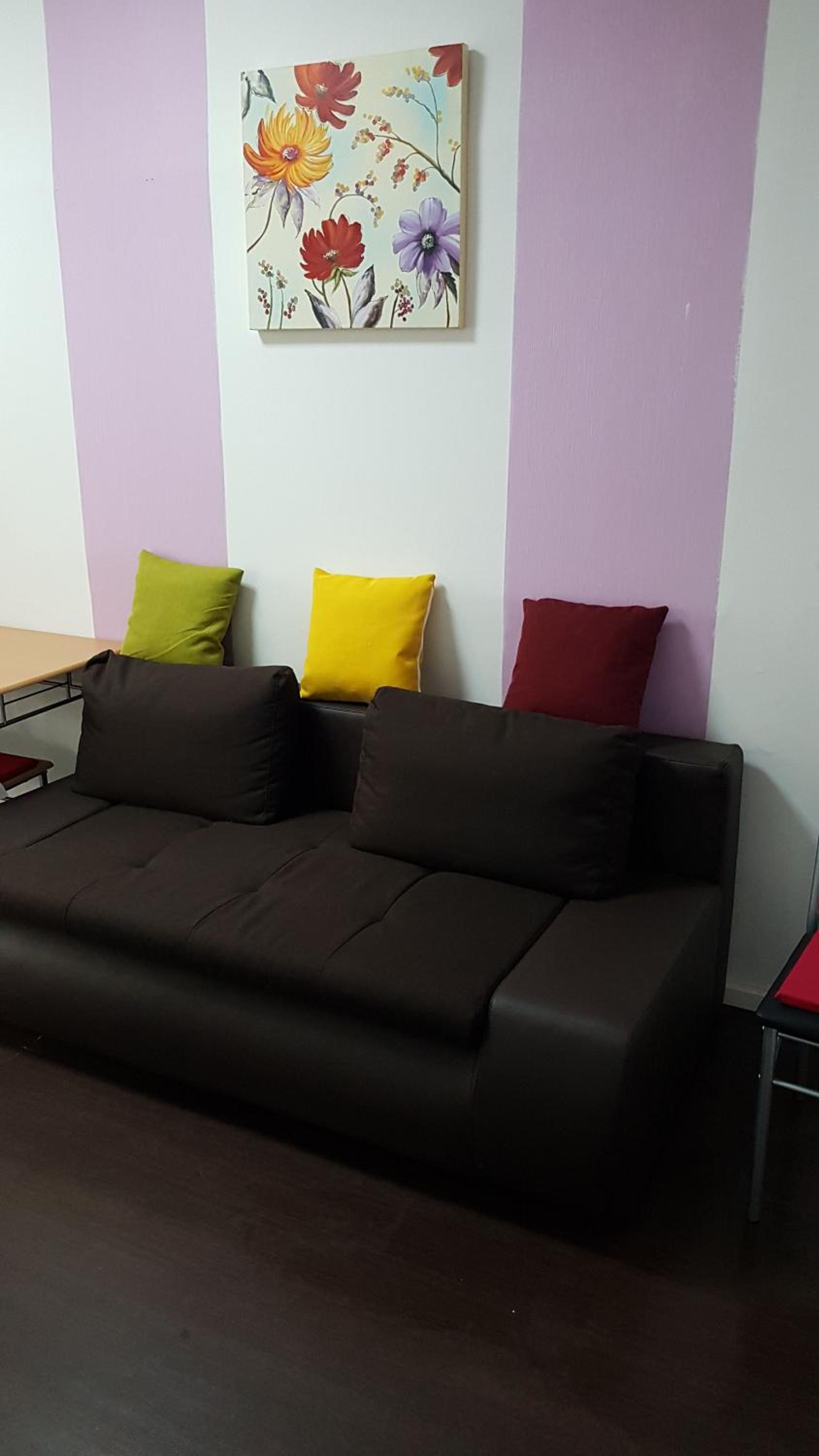 One-Bedroom Apartment - Photo 6