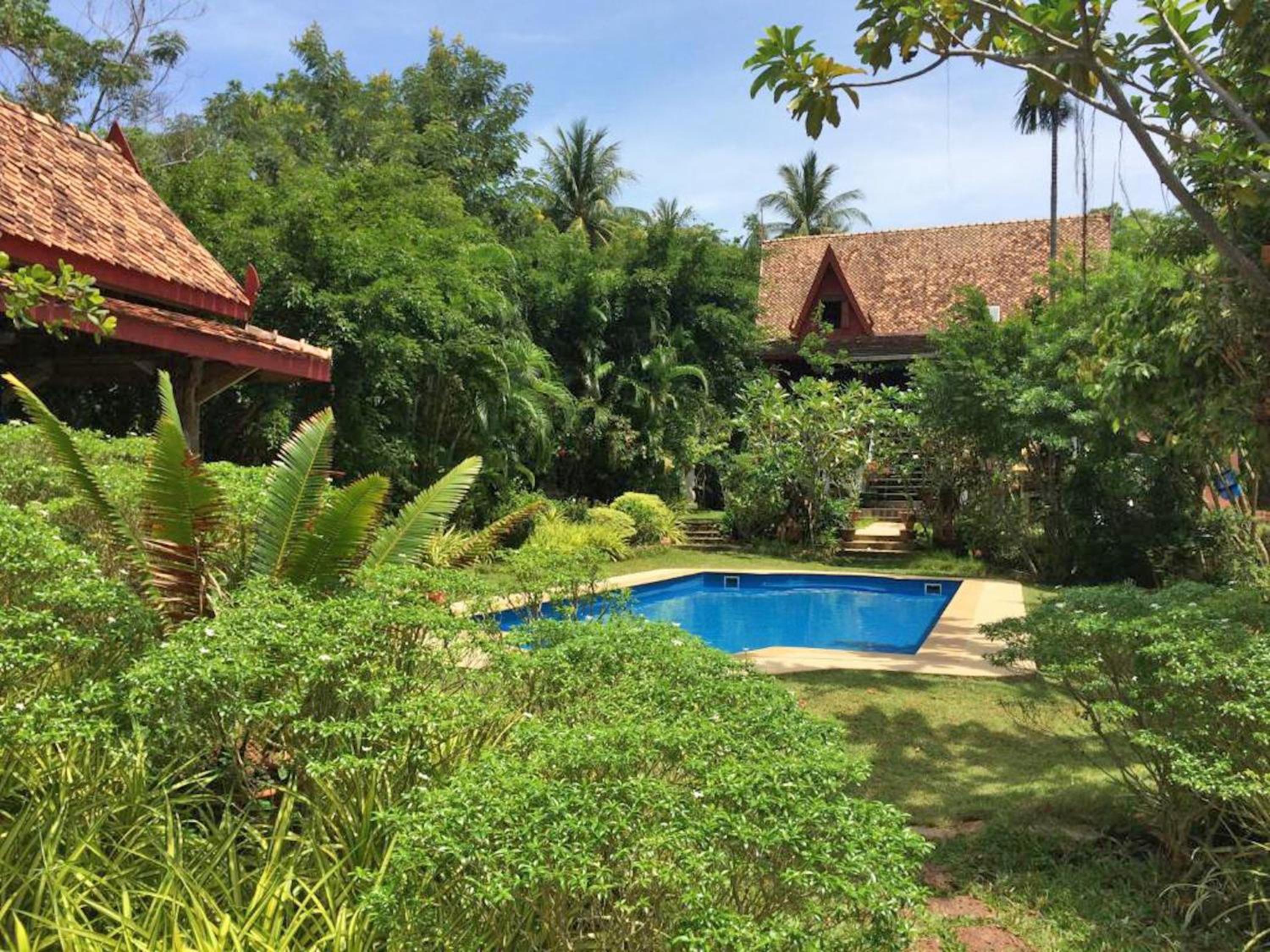 Three-Bedroom Villa - Photo 11