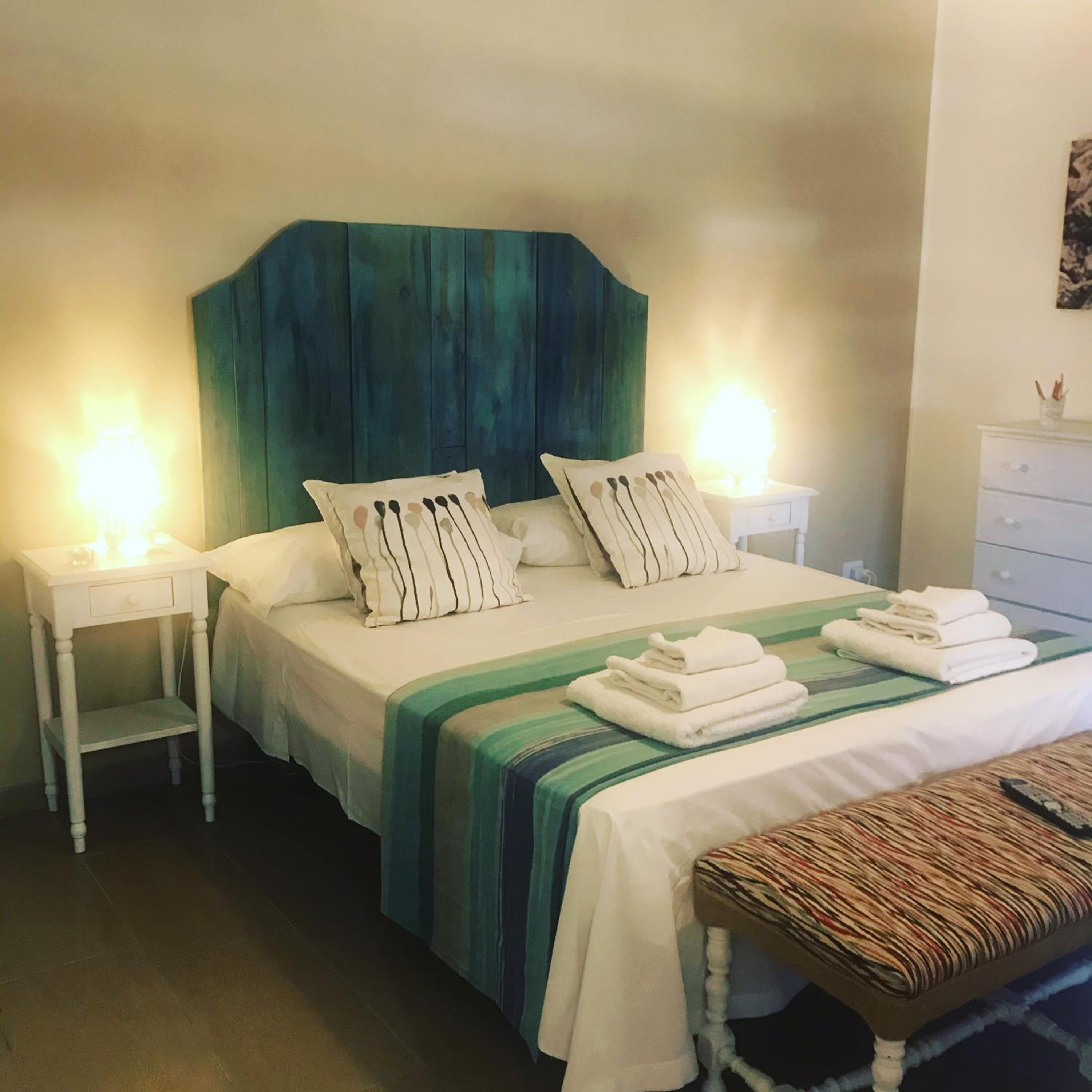 Double Room with Private Bathroom - Photo 1