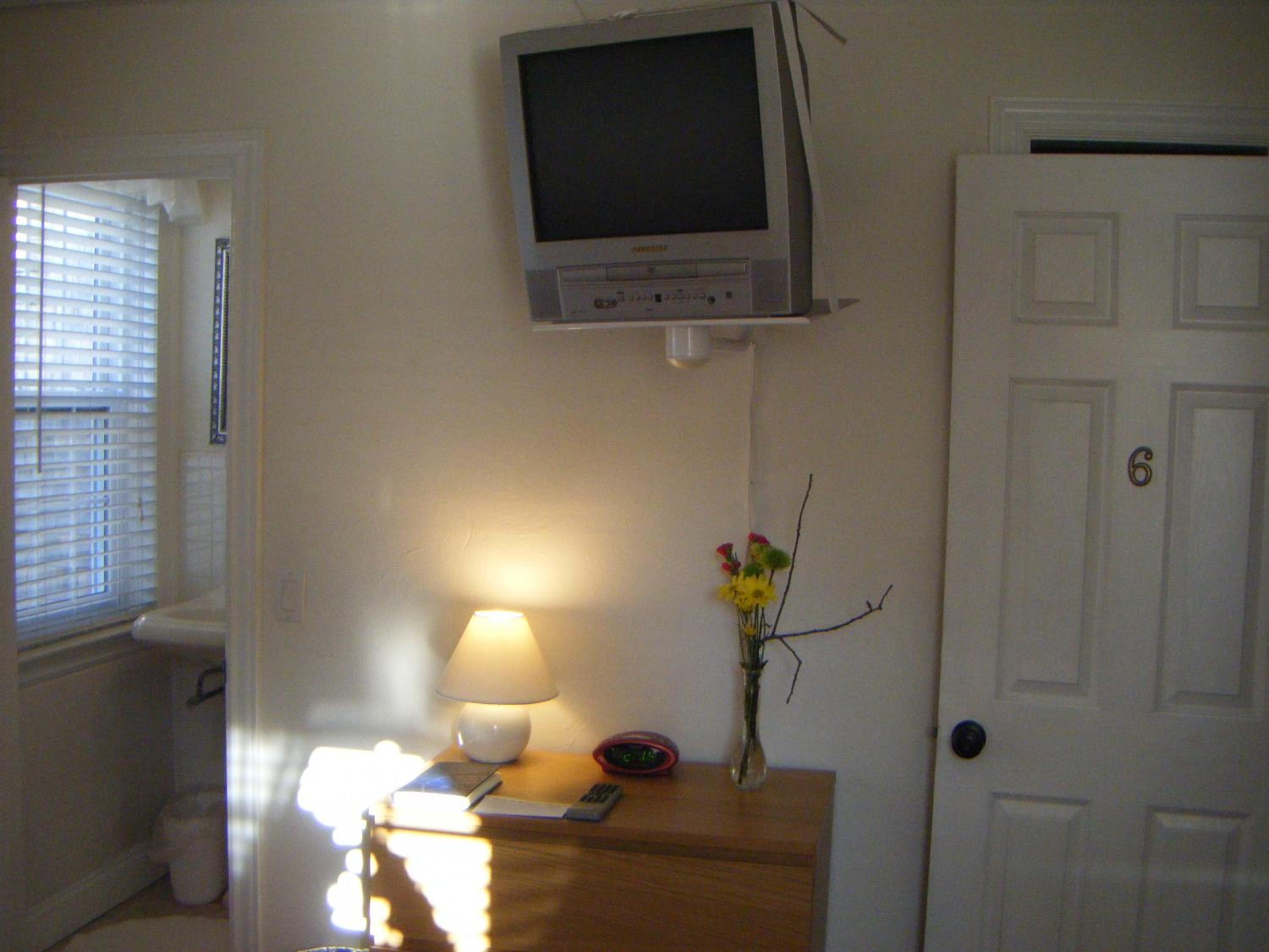 Standard Queen Room photo 2