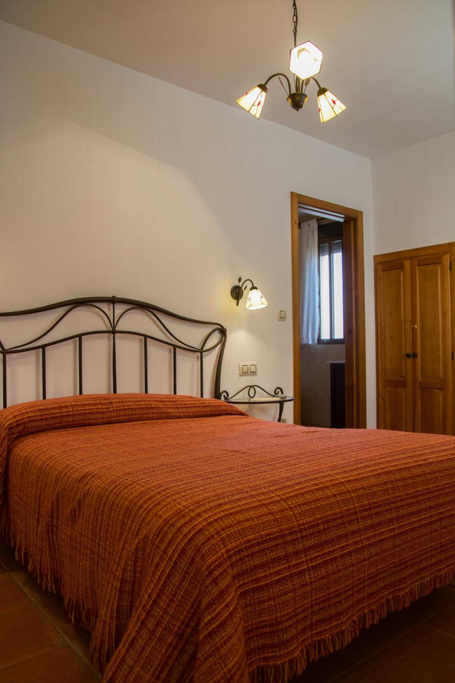 Habitación Doble con Baño Privado