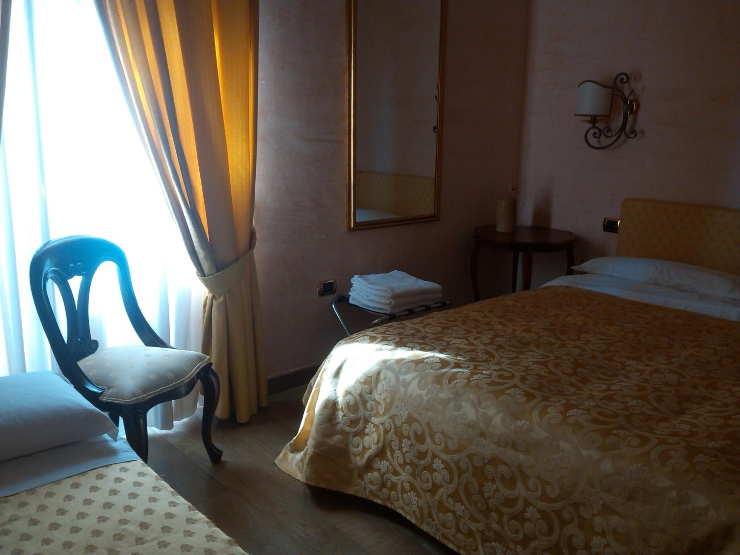 Triple Room - Photo 3