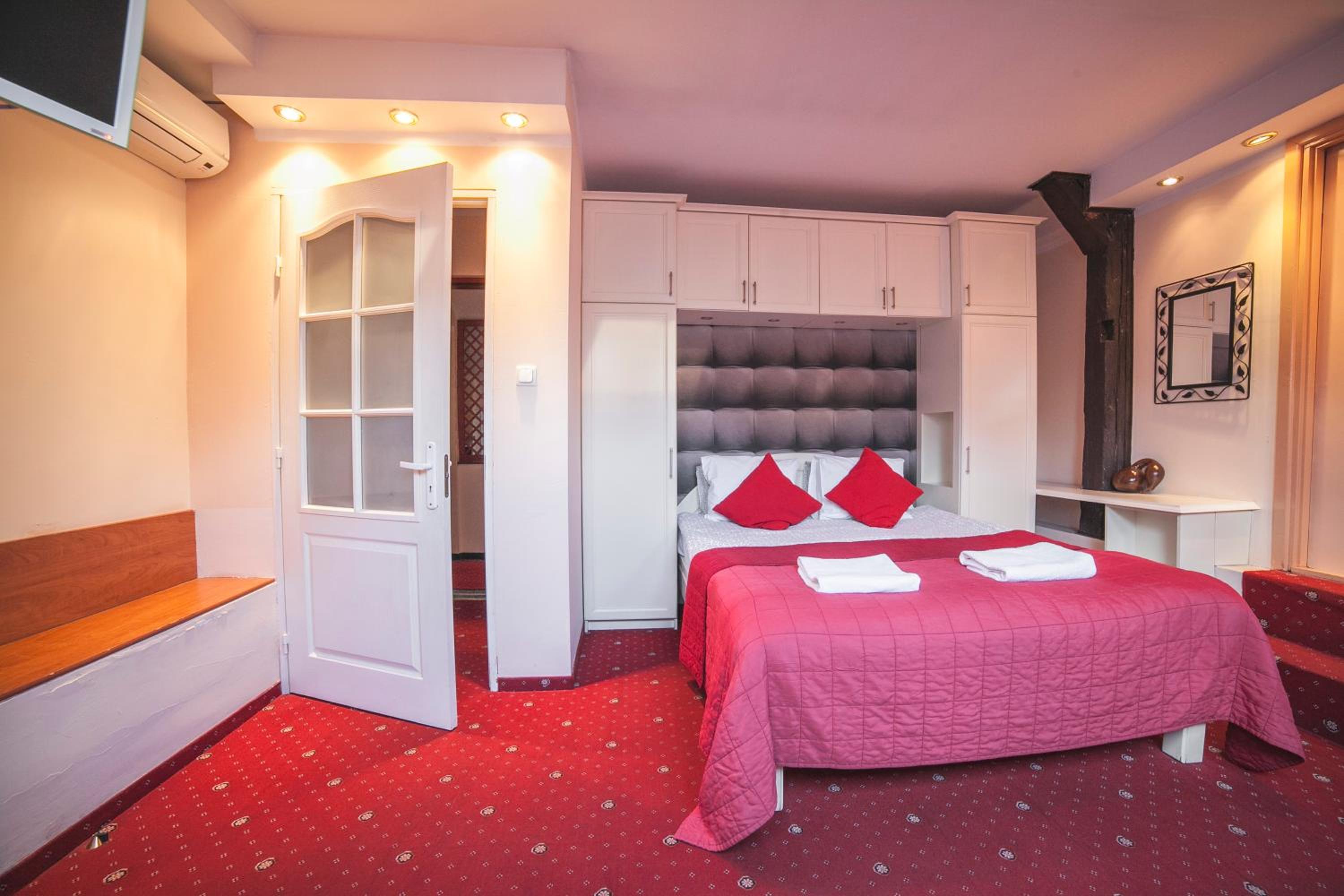 Comfort Double or Twin Room photo 1