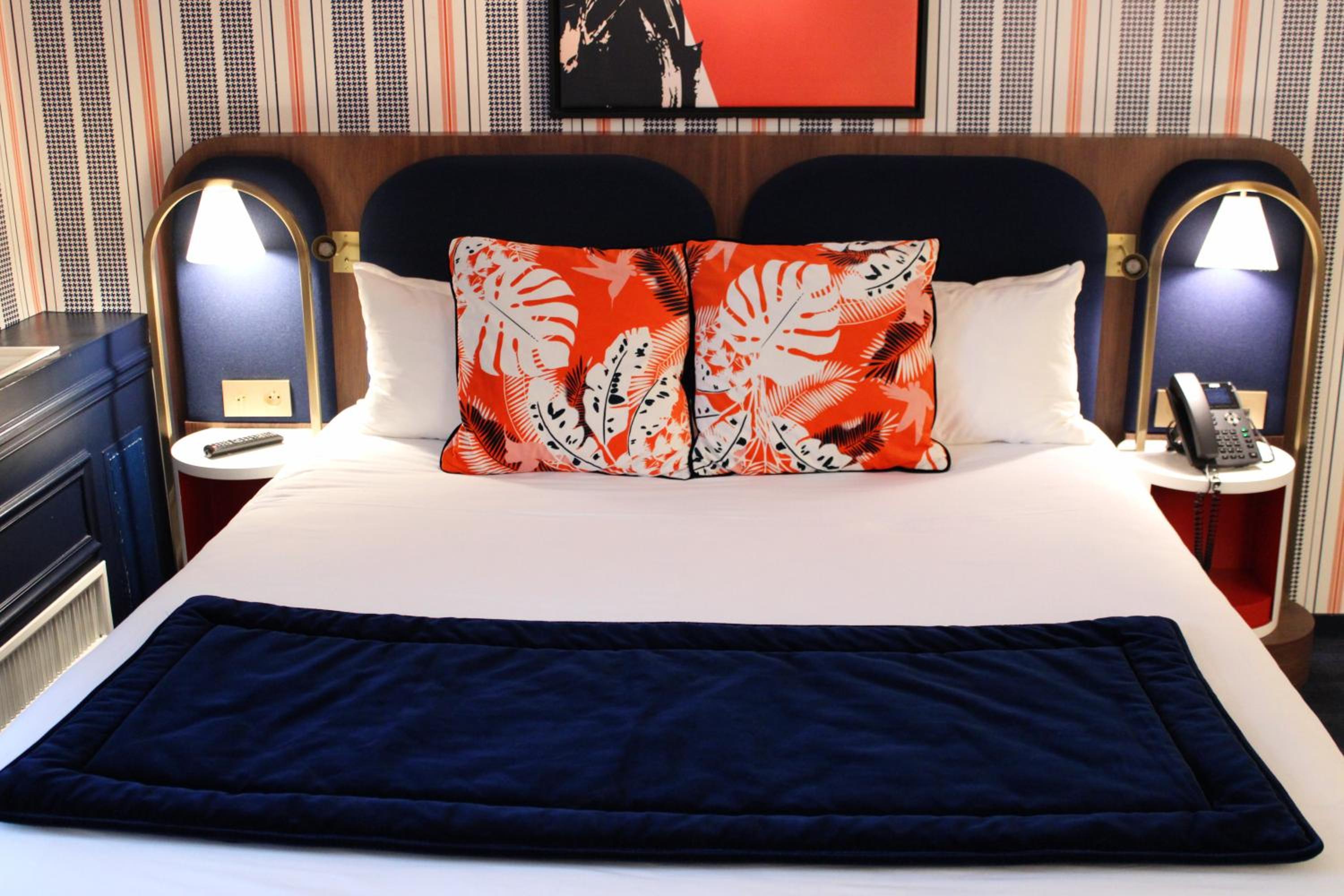 Double Room - Photo 6
