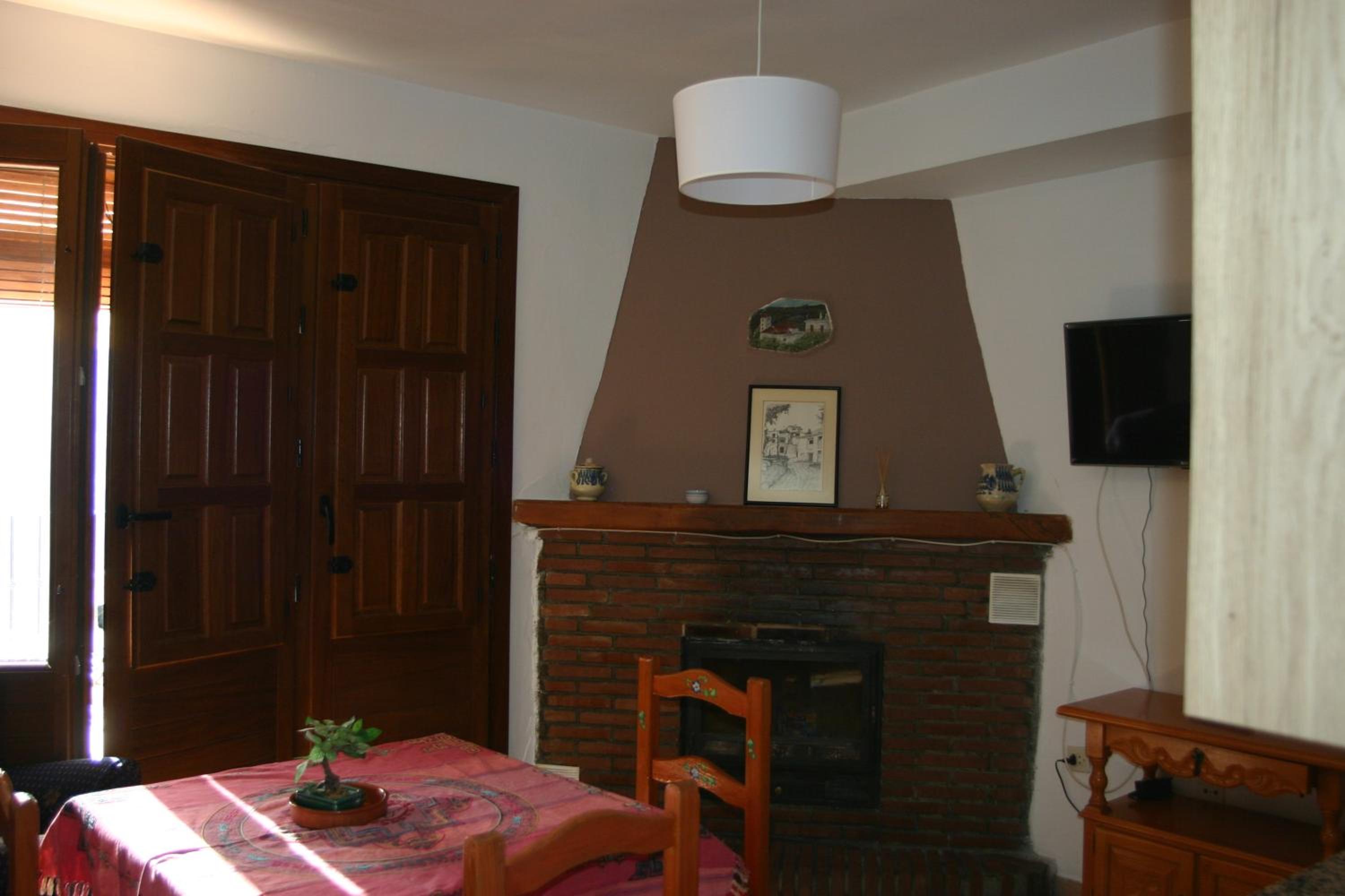 One-Bedroom Apartment photo 3