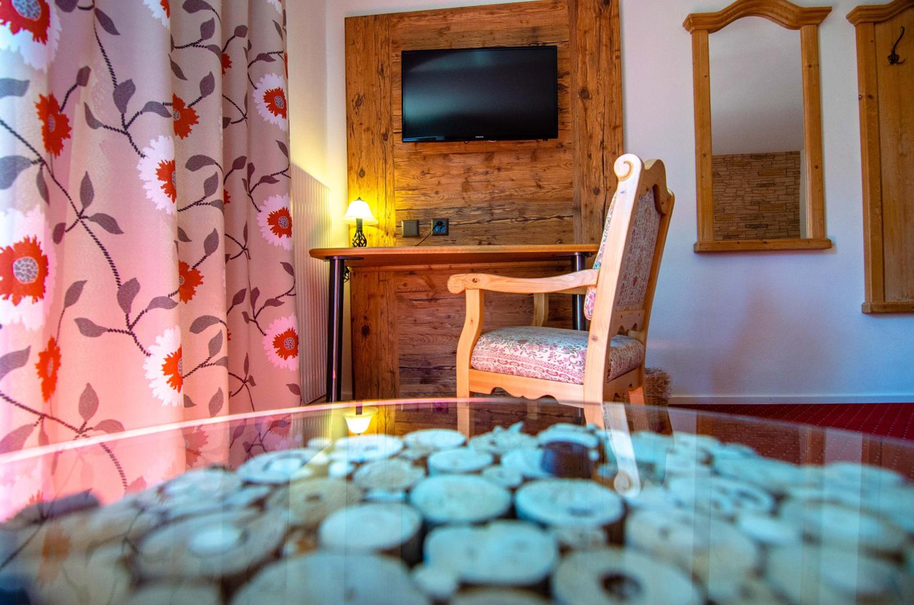 Double Room - Photo 36