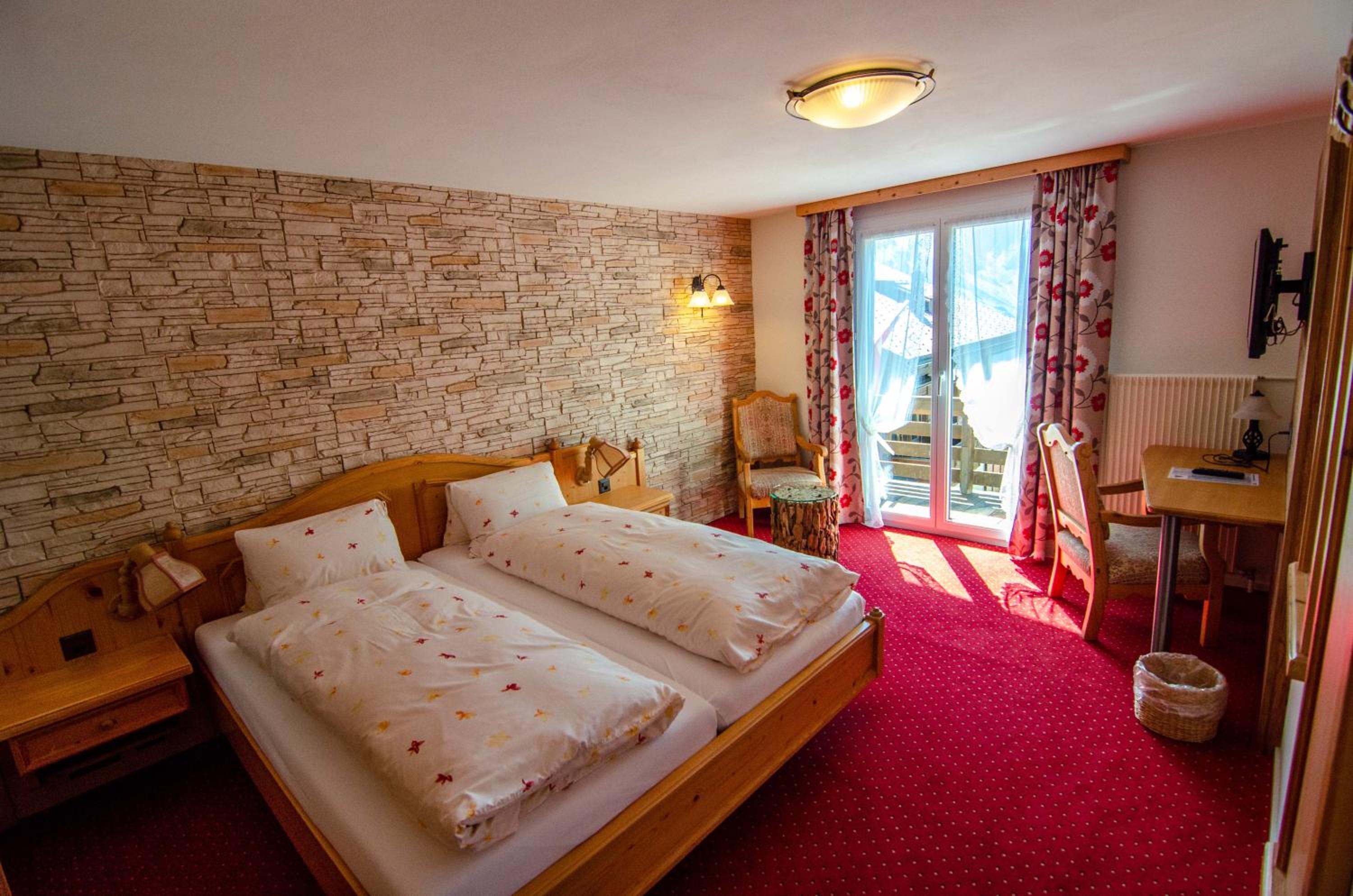Double Room - Photo 10