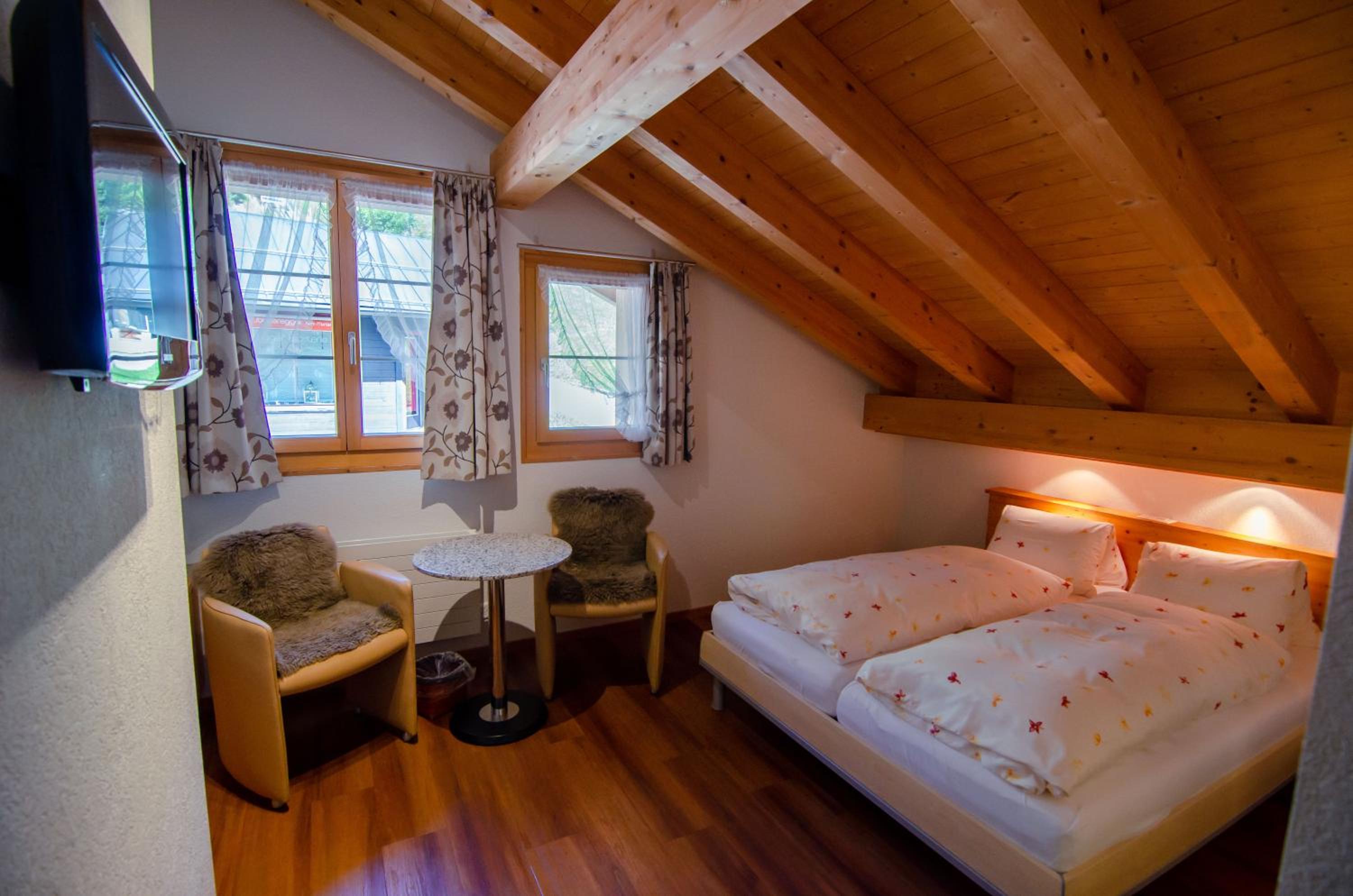 Economy Double Room - Photo 4