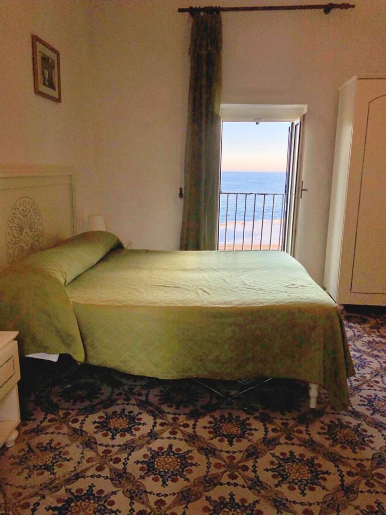 Deluxe Double Room with Sea View
