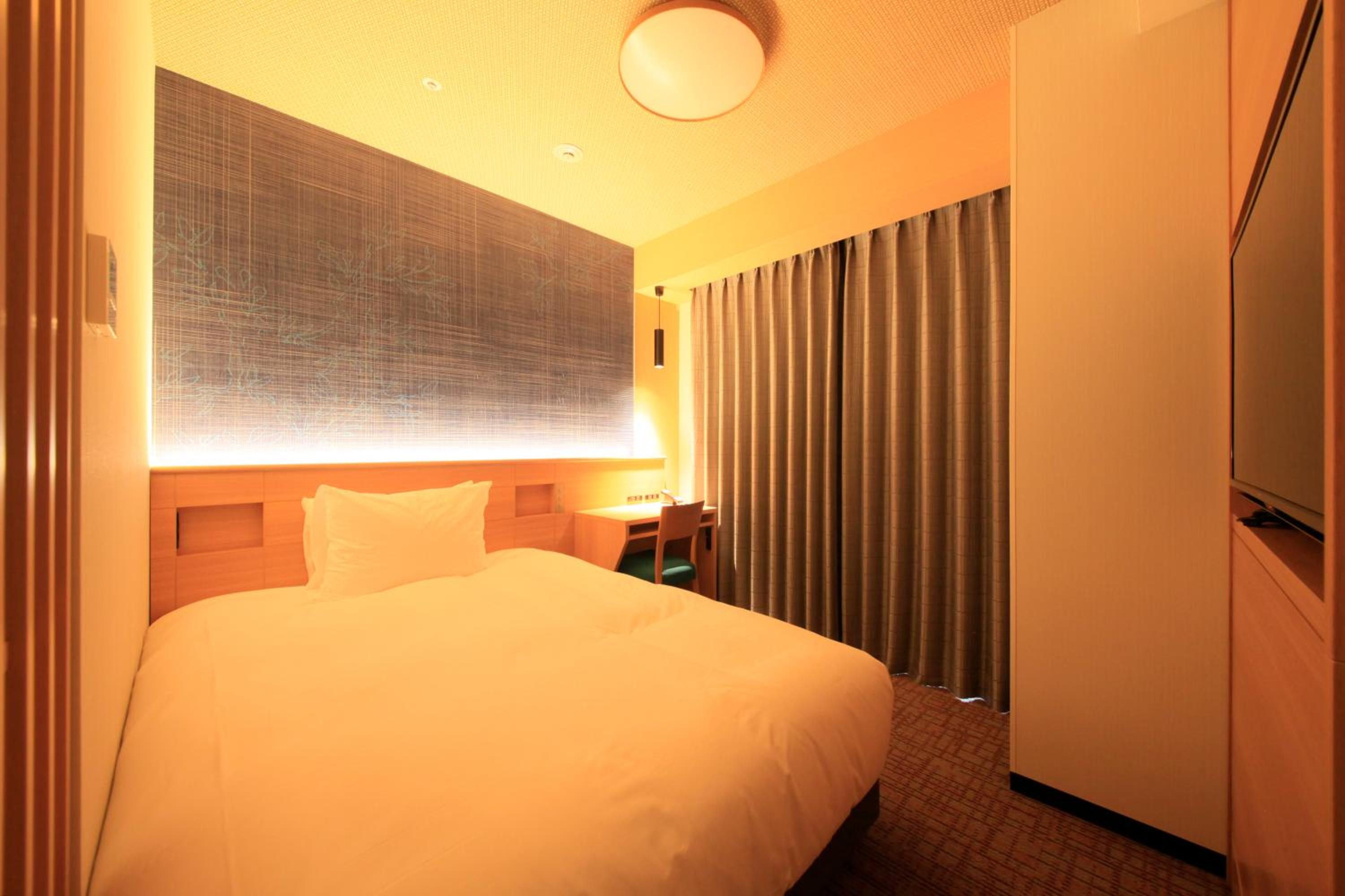 Single Room - Non-Smoking photo 3
