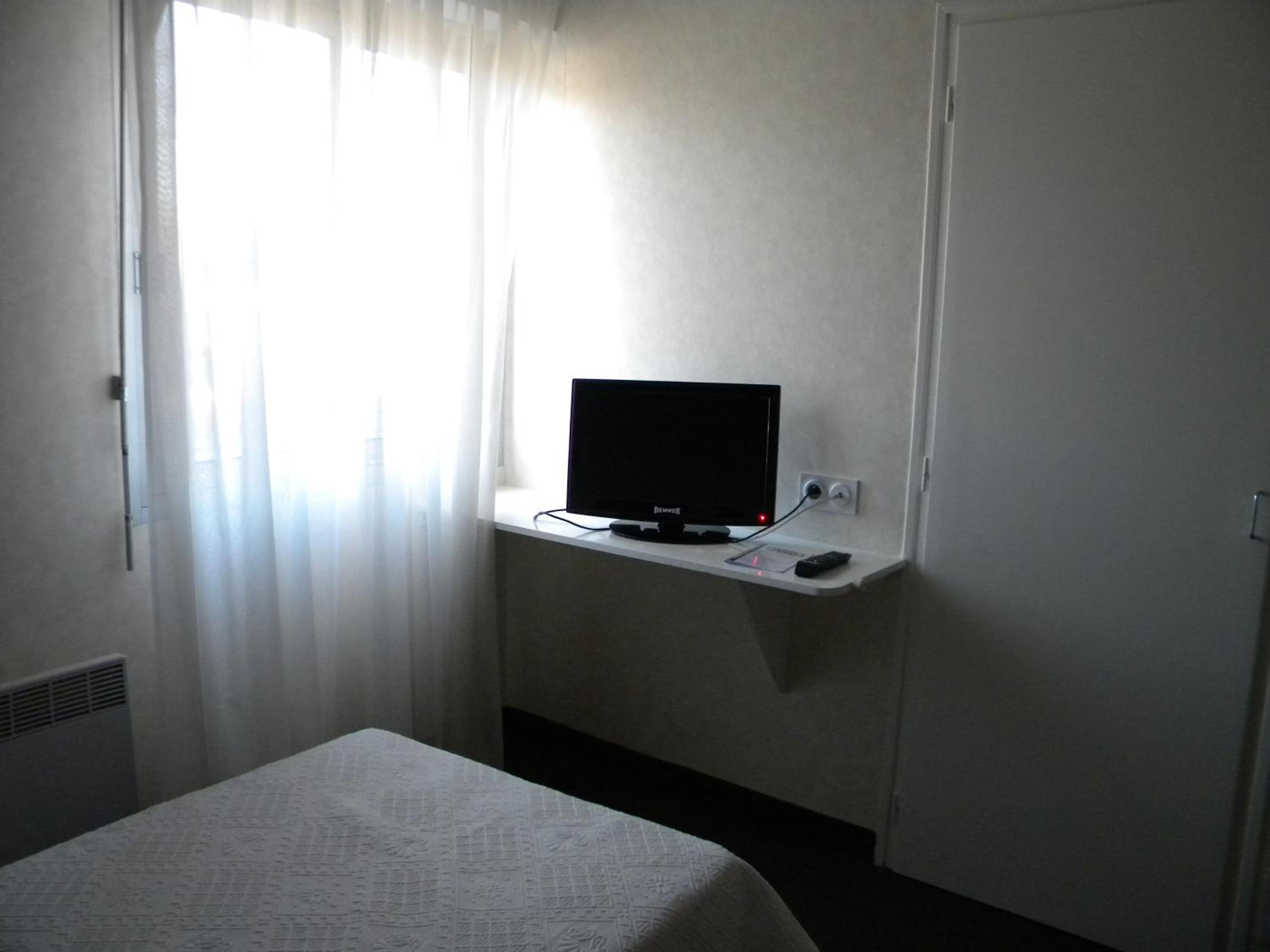 Twin Room with Street View photo 1