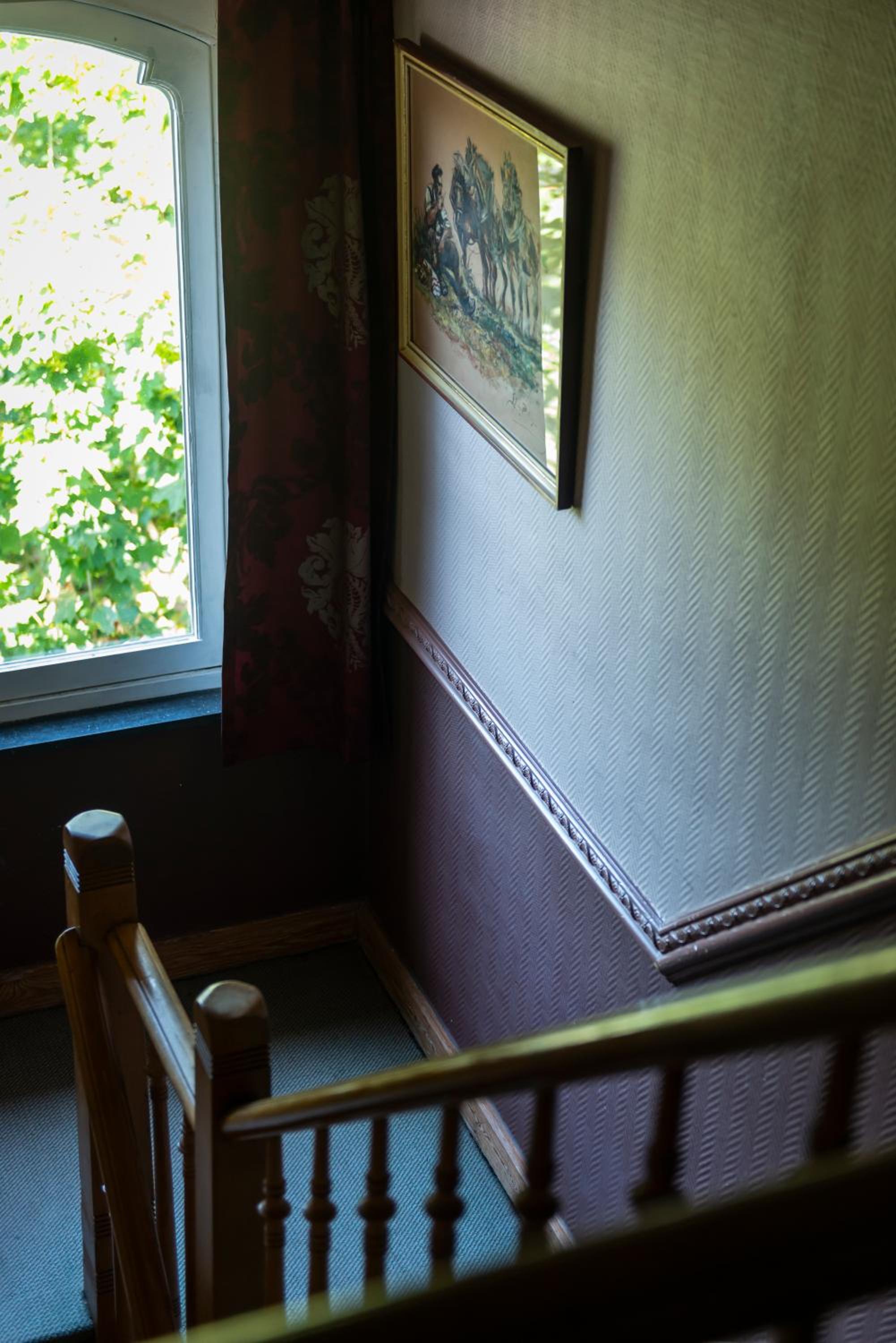 Small Single Room photo 3