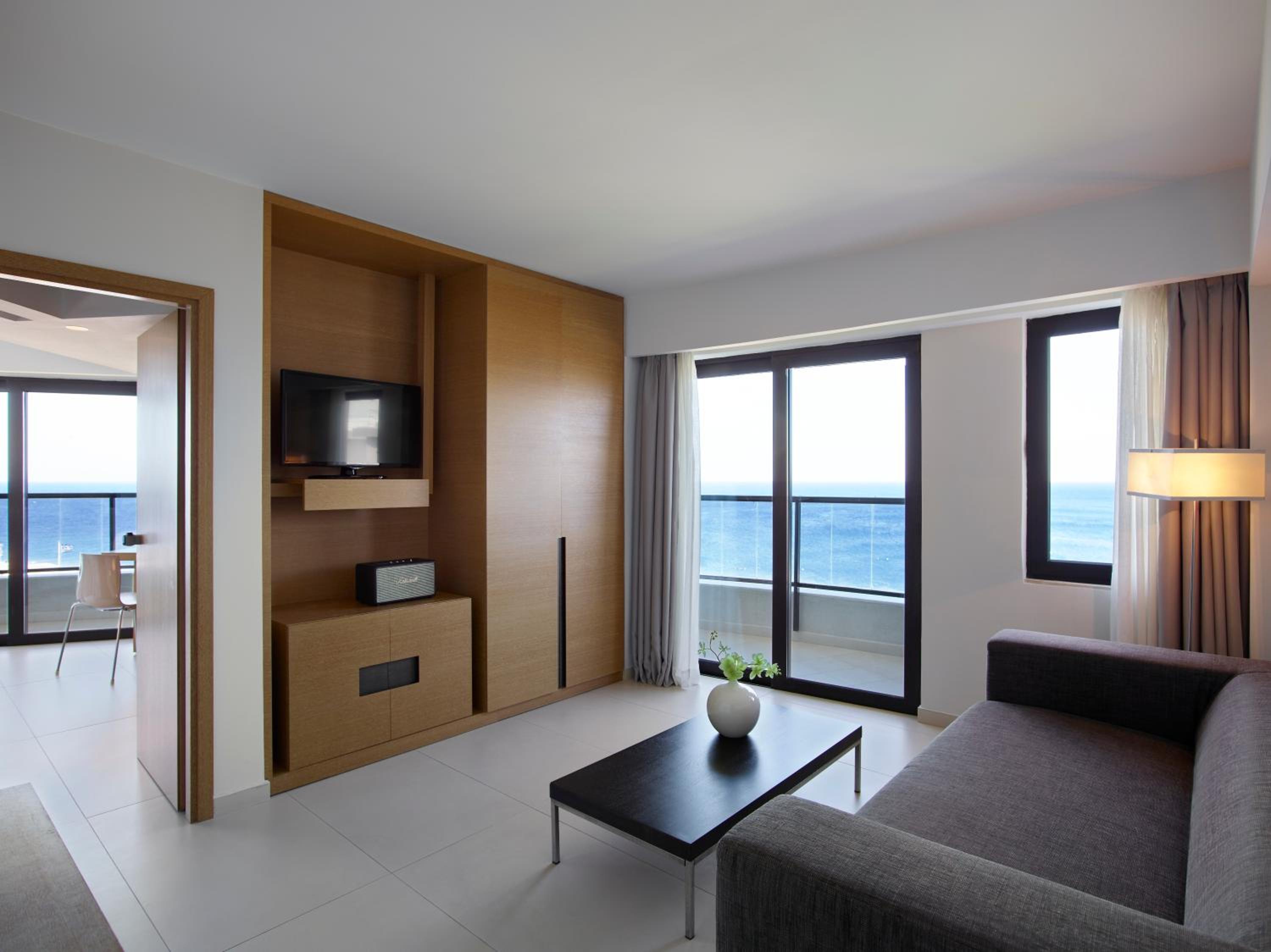 Suite with Sea View photo 3