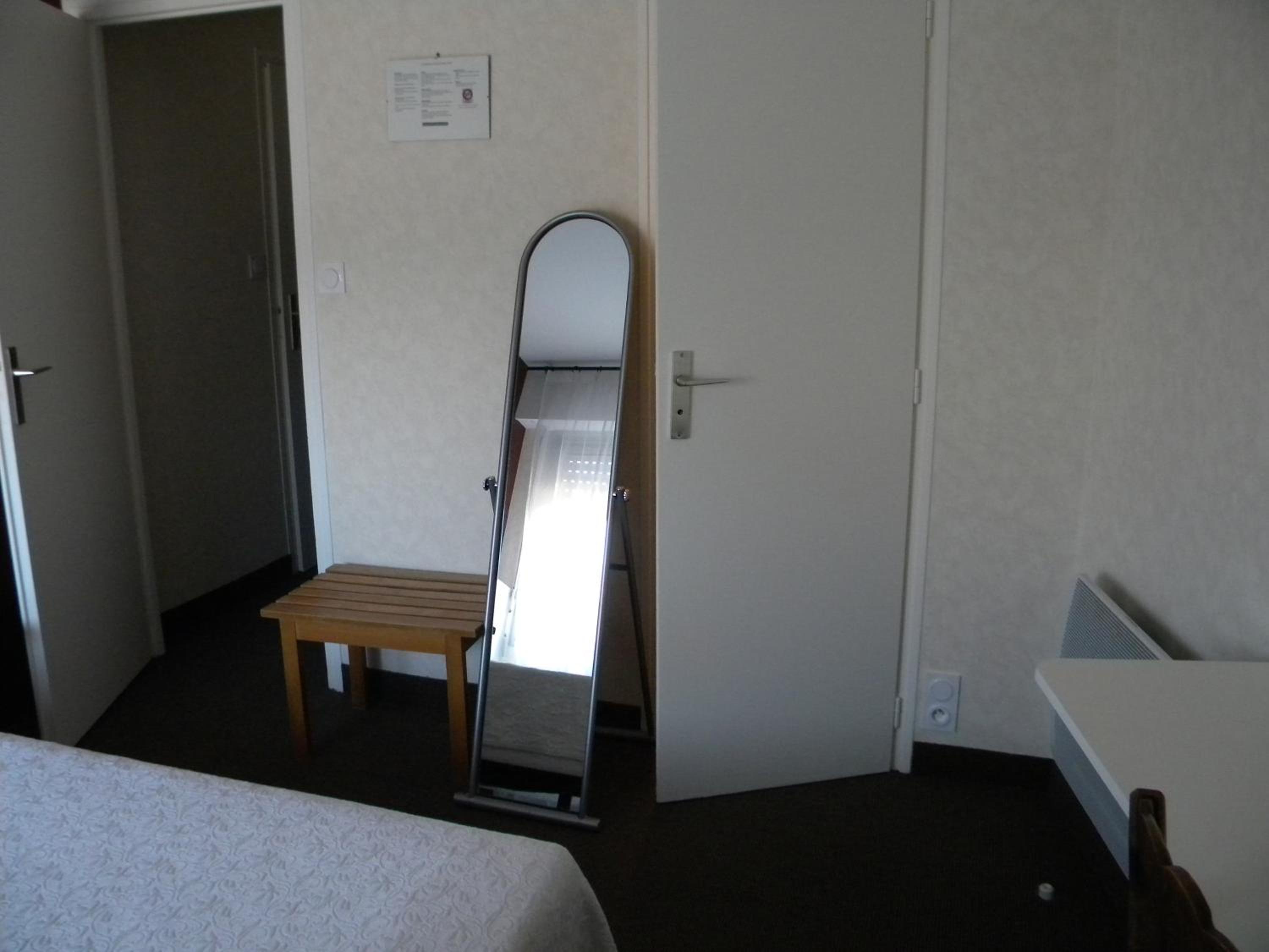 Twin Room with Street View photo 2