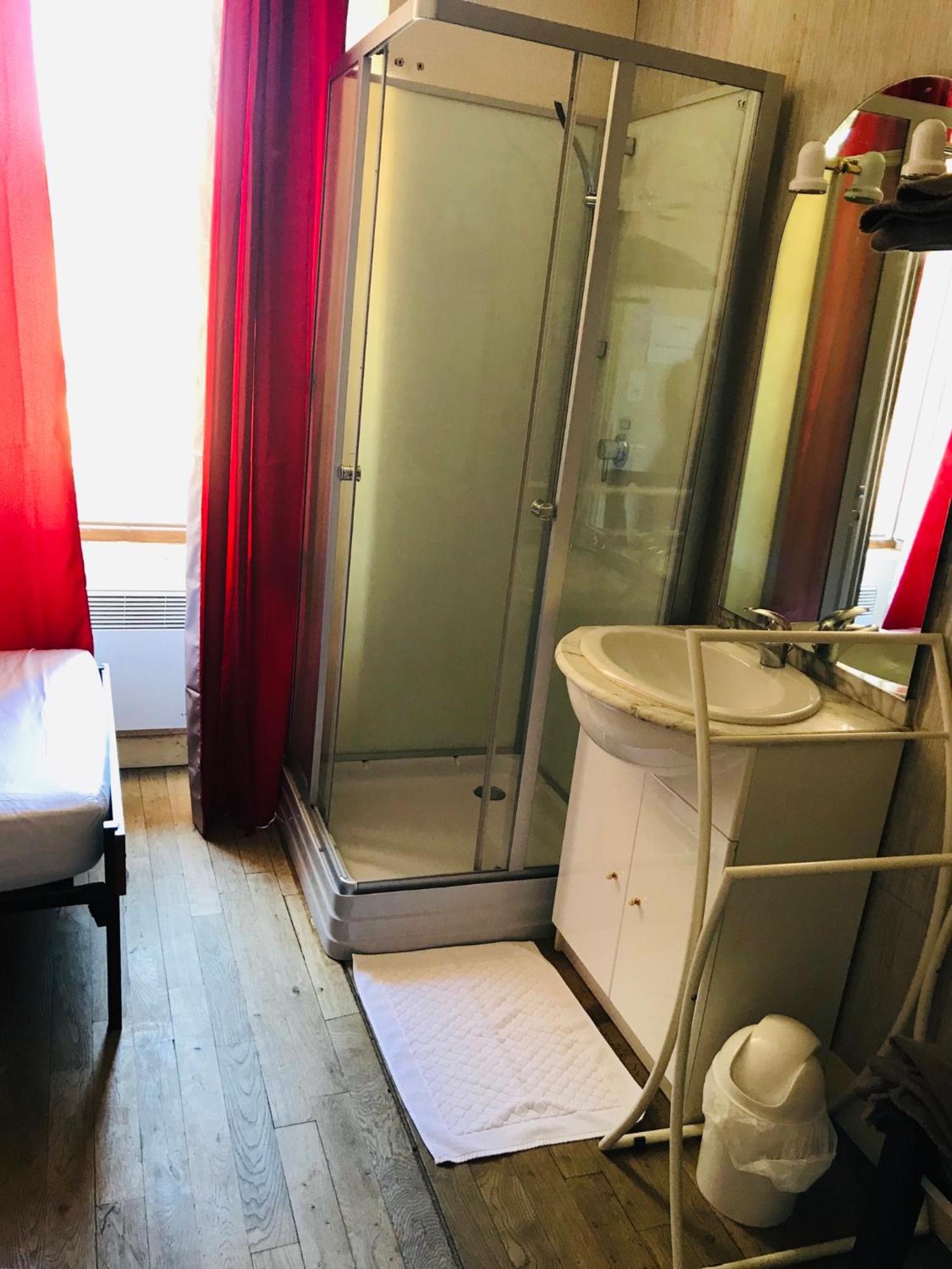 Triple Room - Photo 2