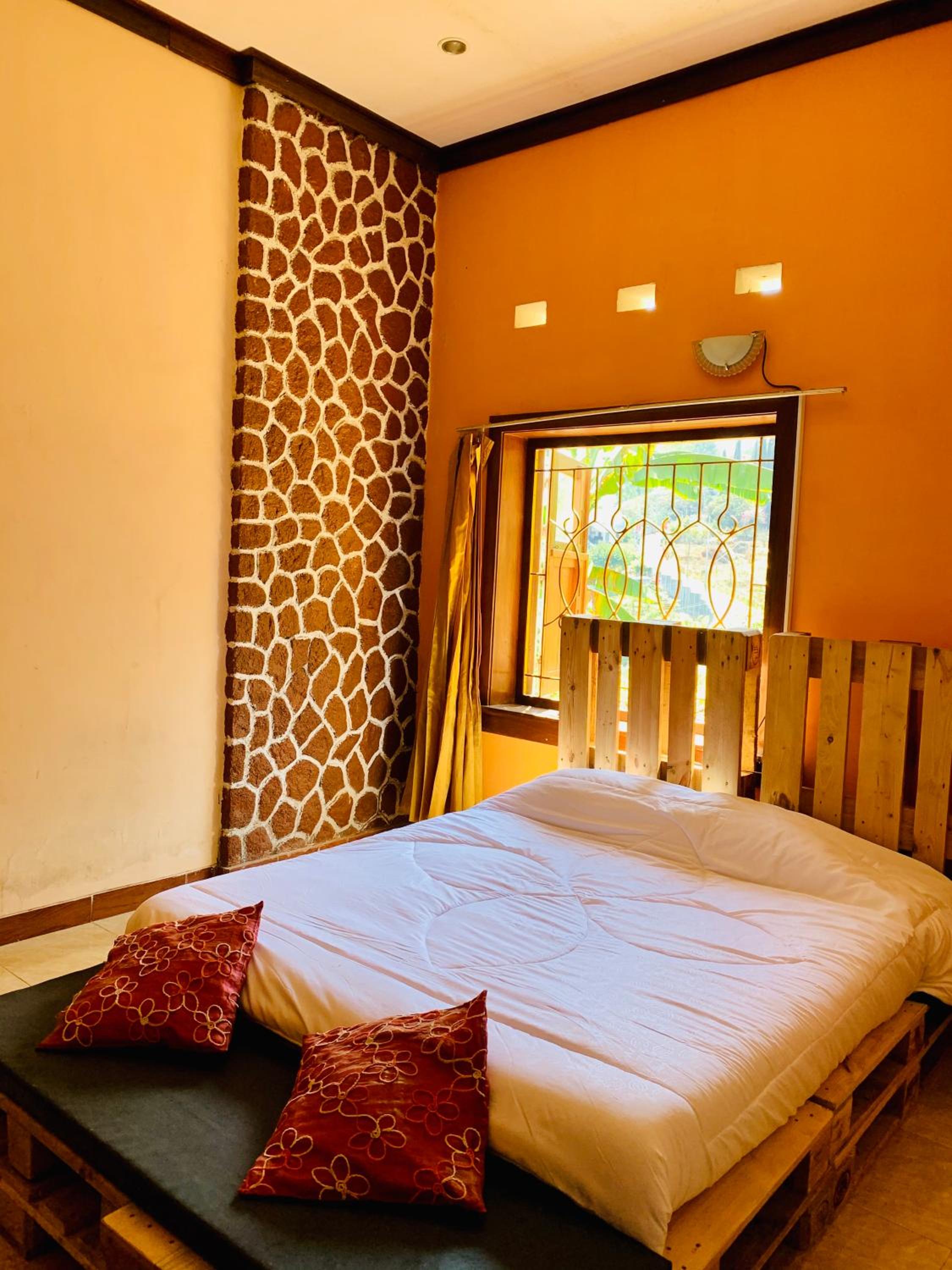 Standard Double or Twin Room - Photo 1
