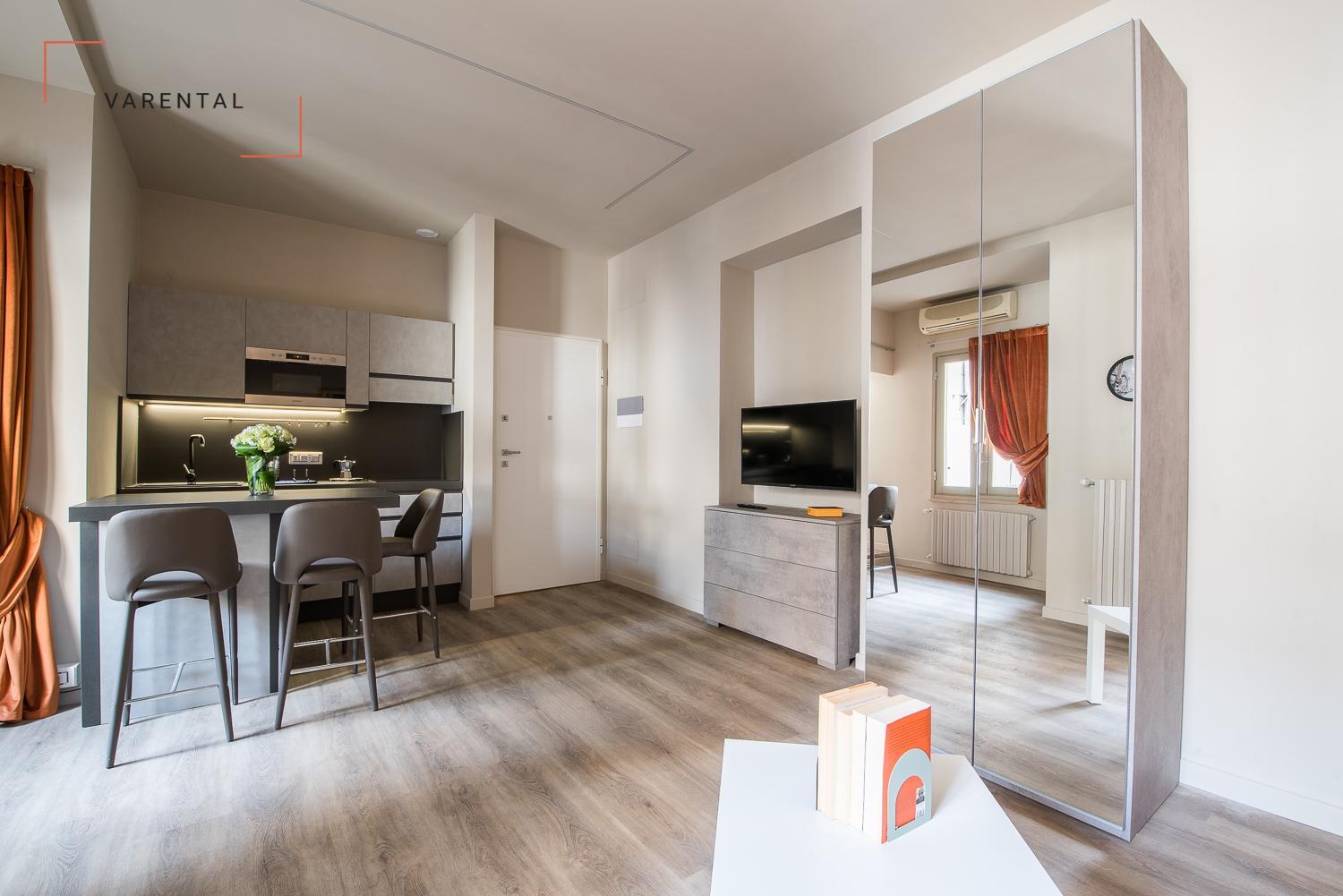 Carlina APT-12