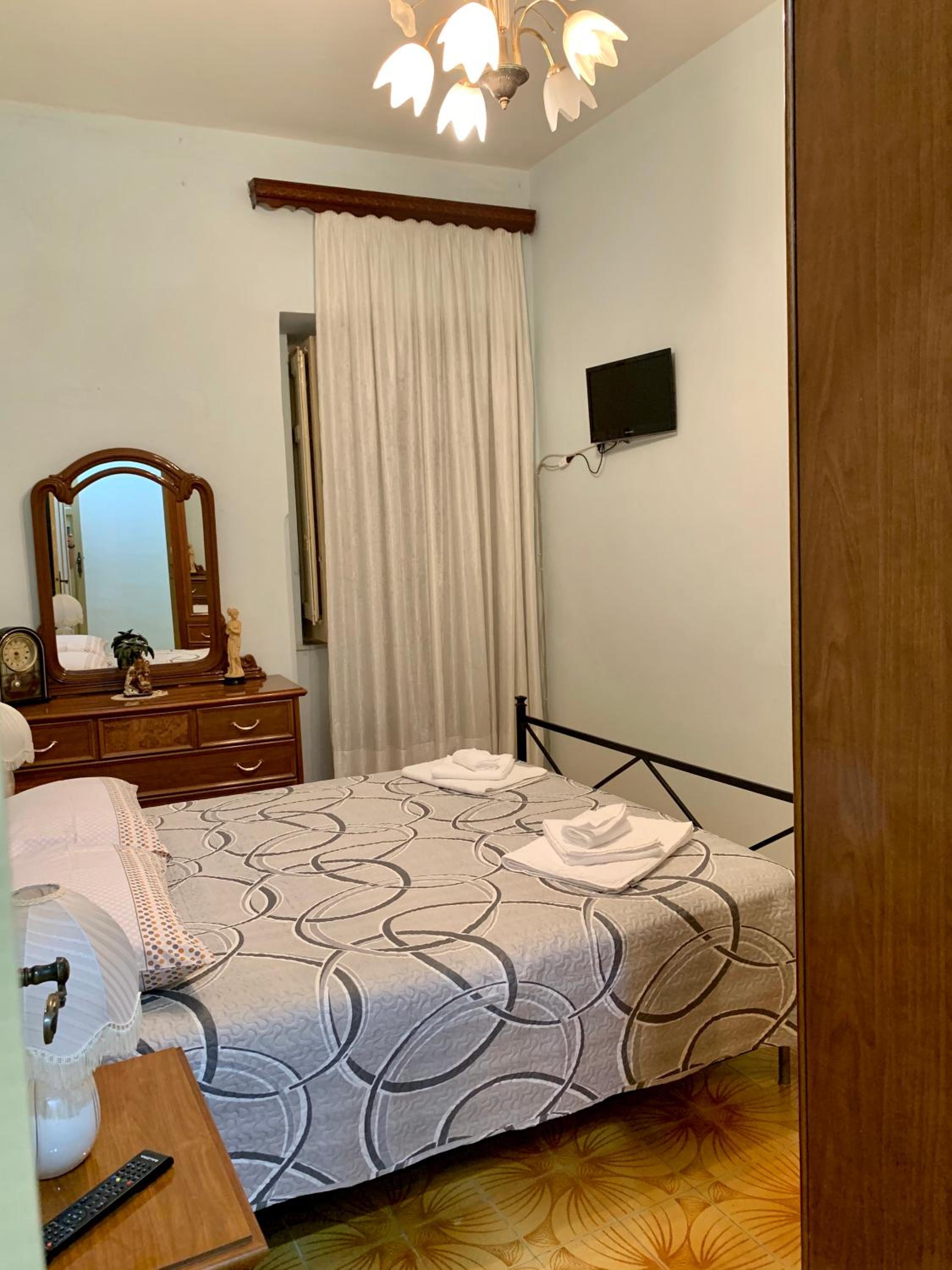 Double Room - Photo 1