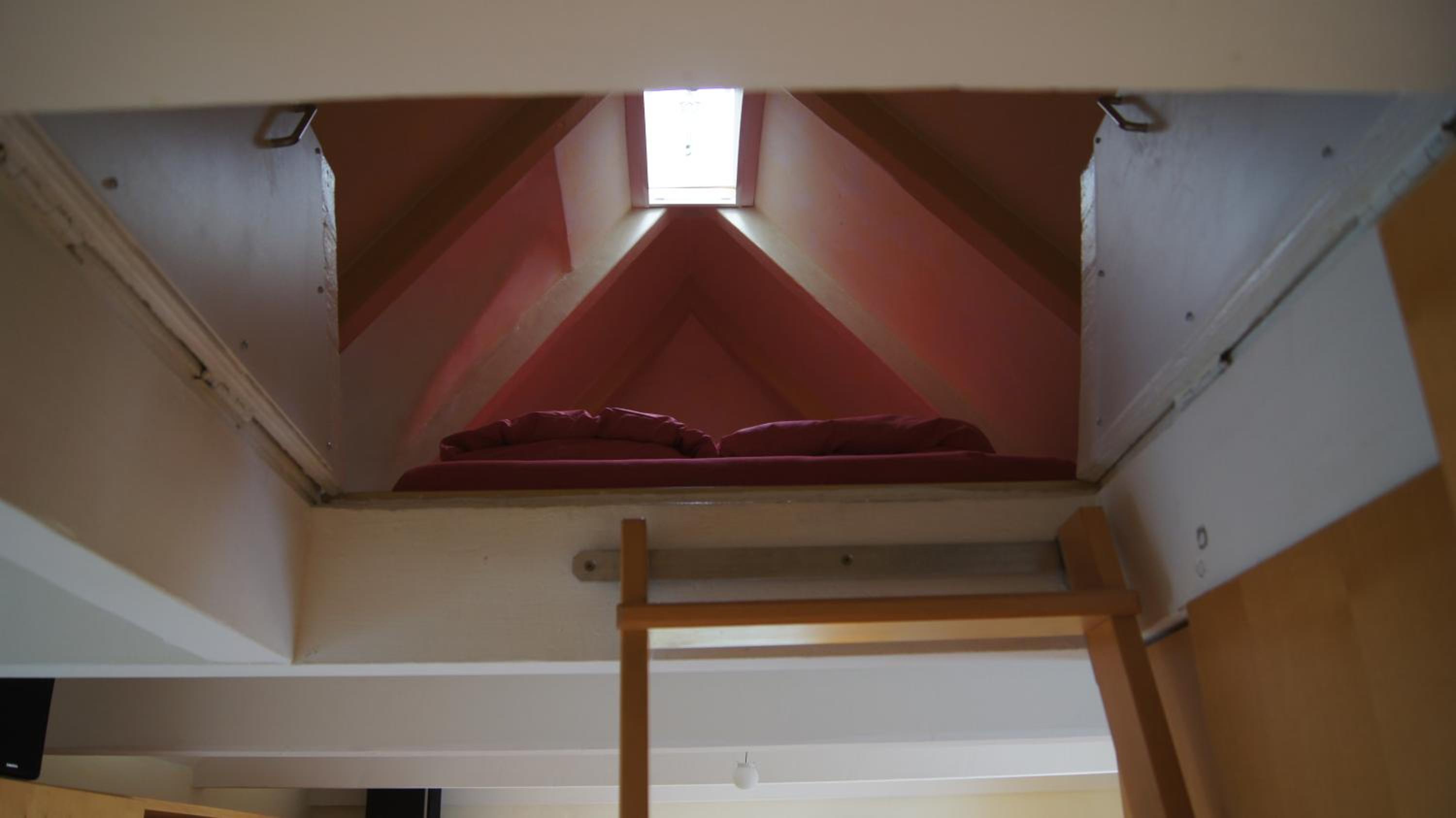 One-Bedroom House photo 1