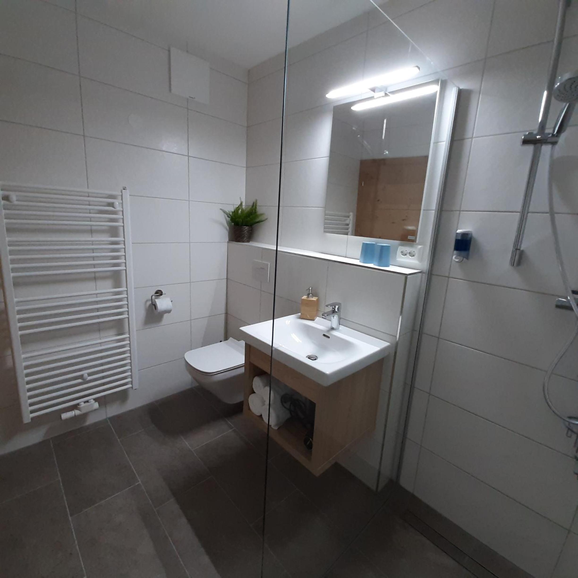 King Room with Balcony photo 2