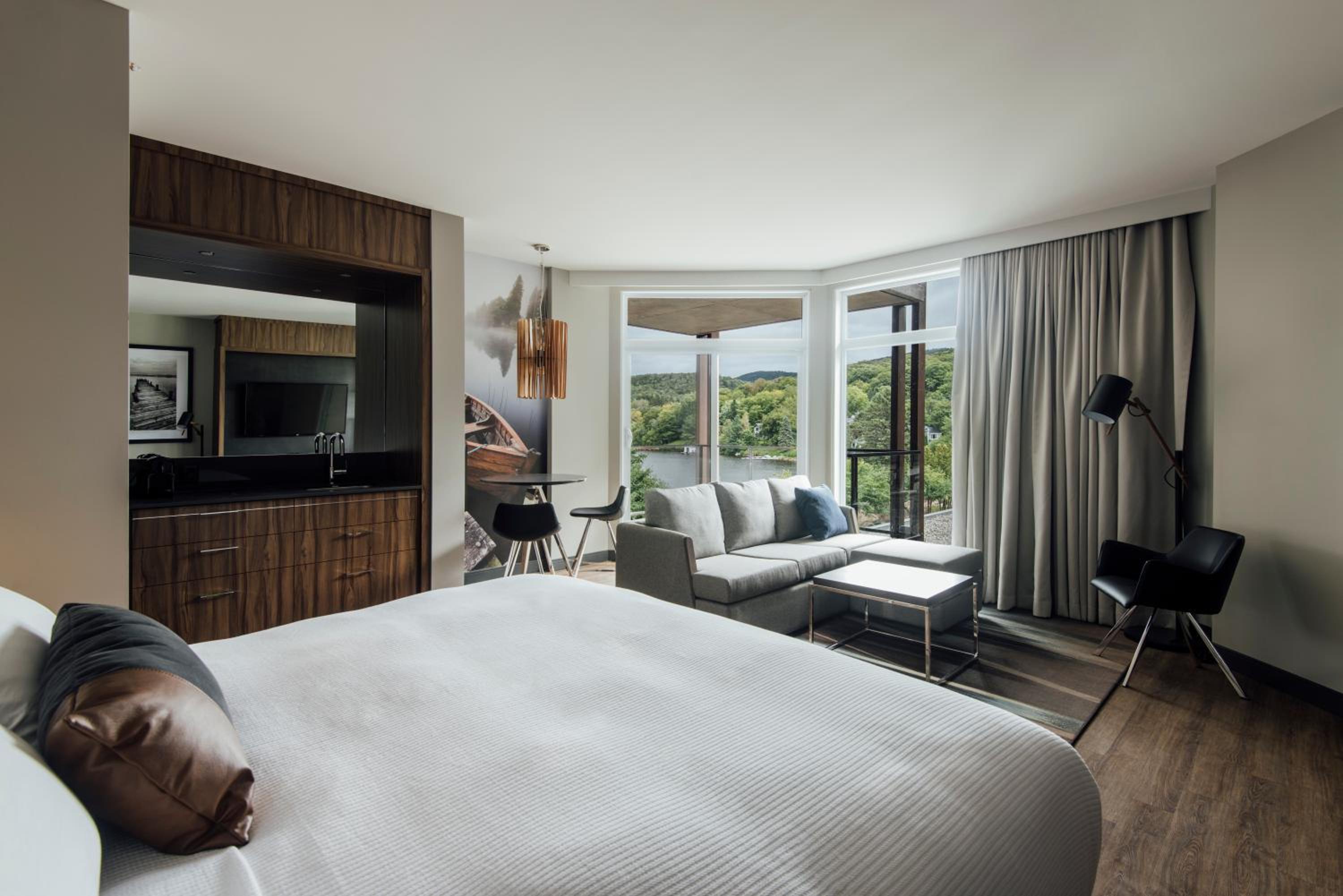 King Studio with Lake View