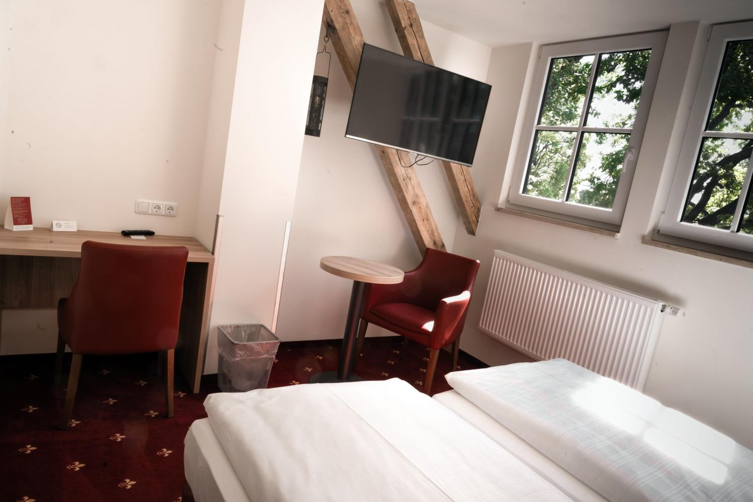 Double Room - Photo 14