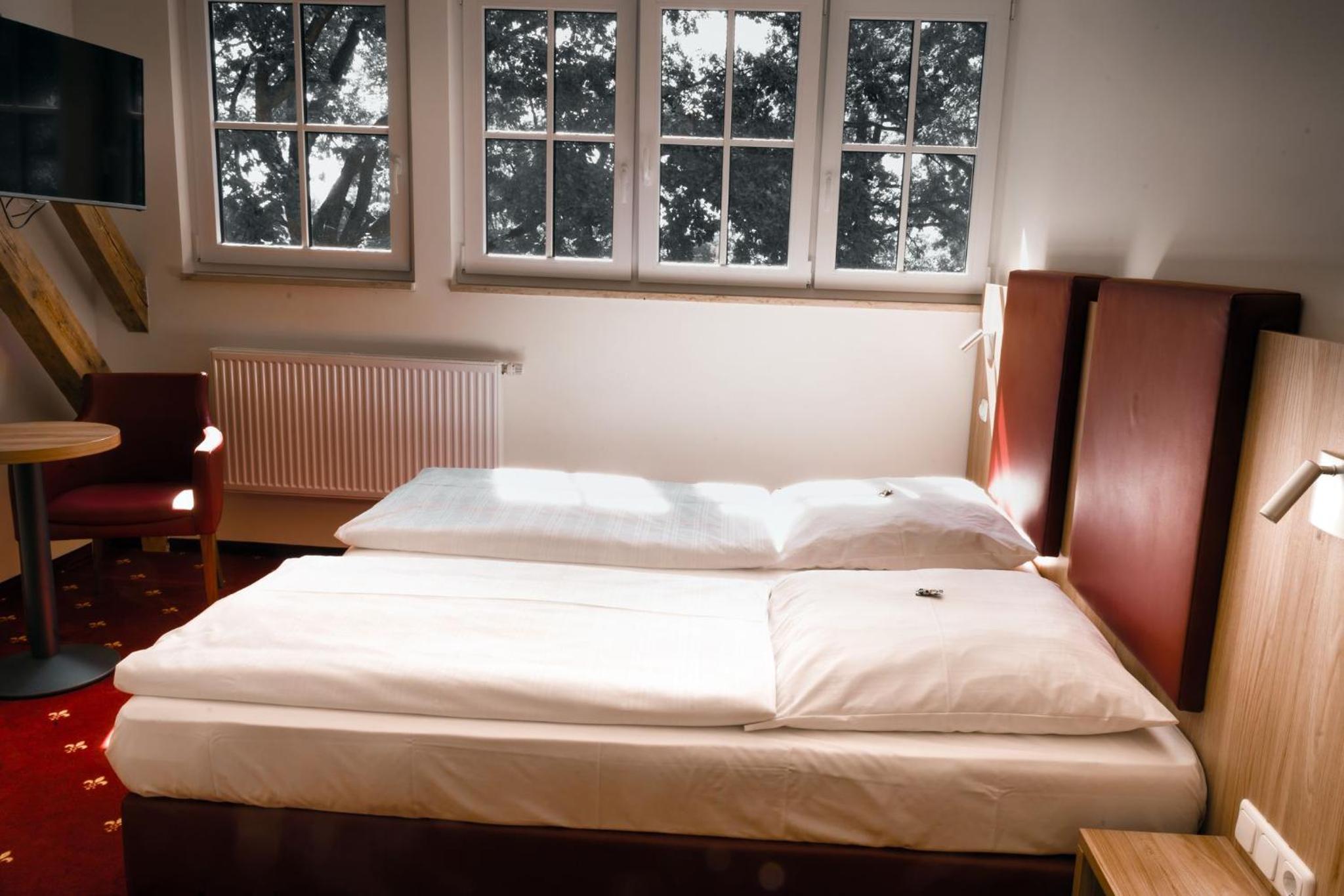 Double Room - Photo 16
