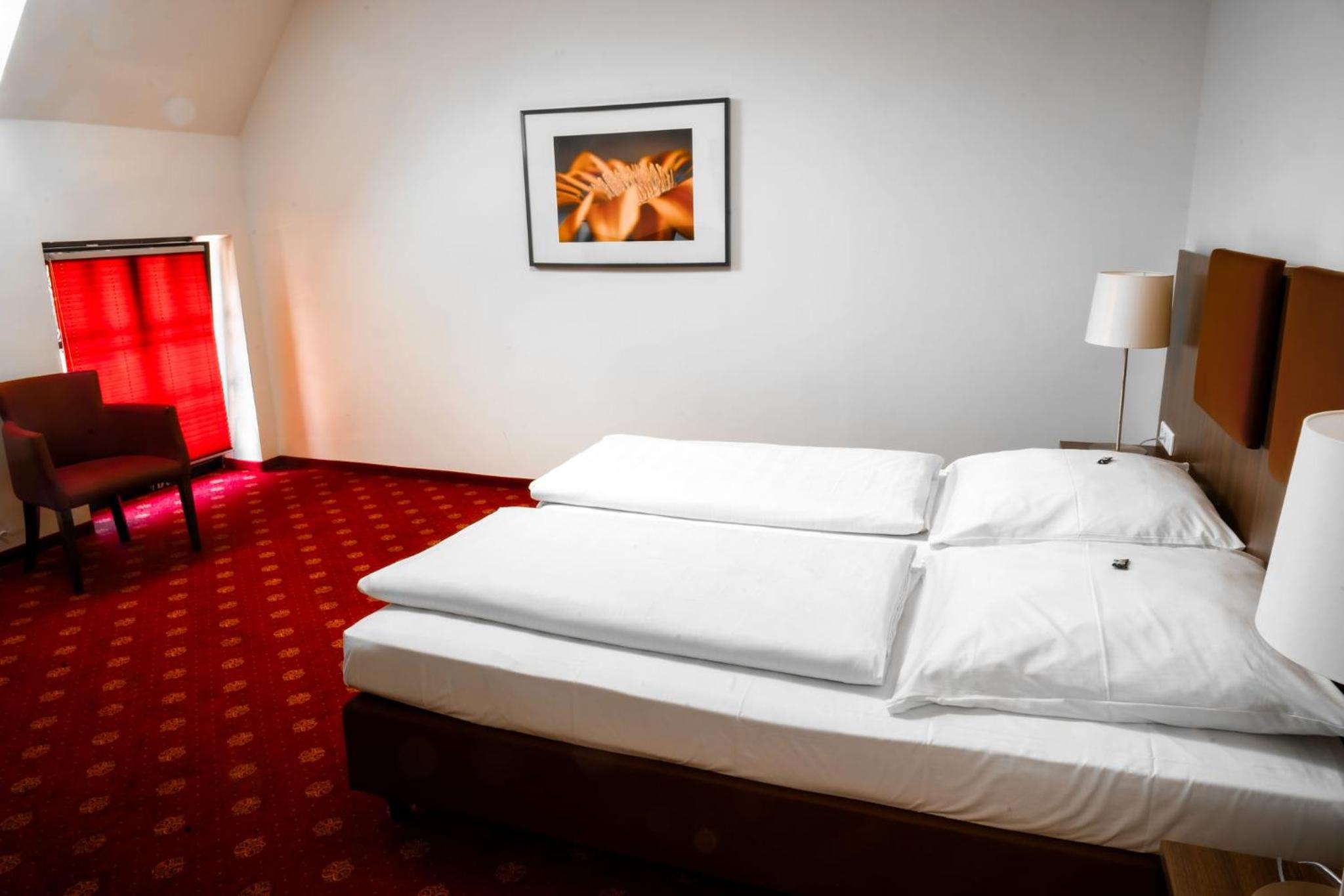 Double Room - Photo 19