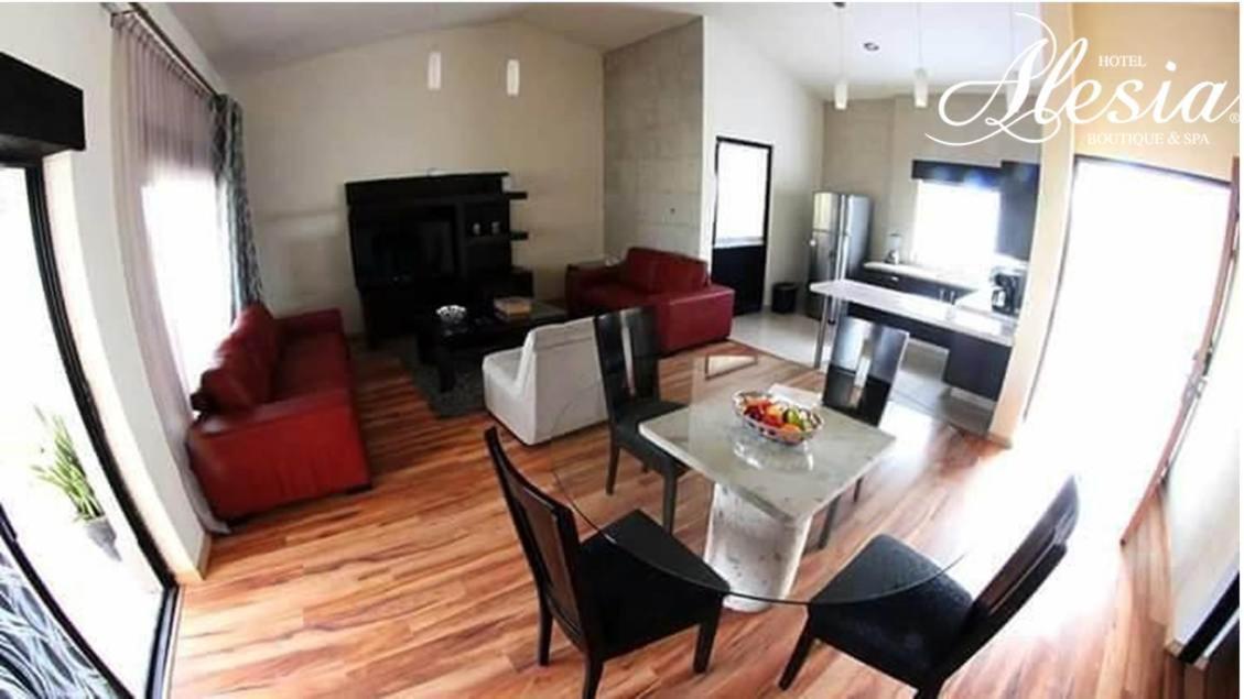 Two-Bedroom Suite photo 1