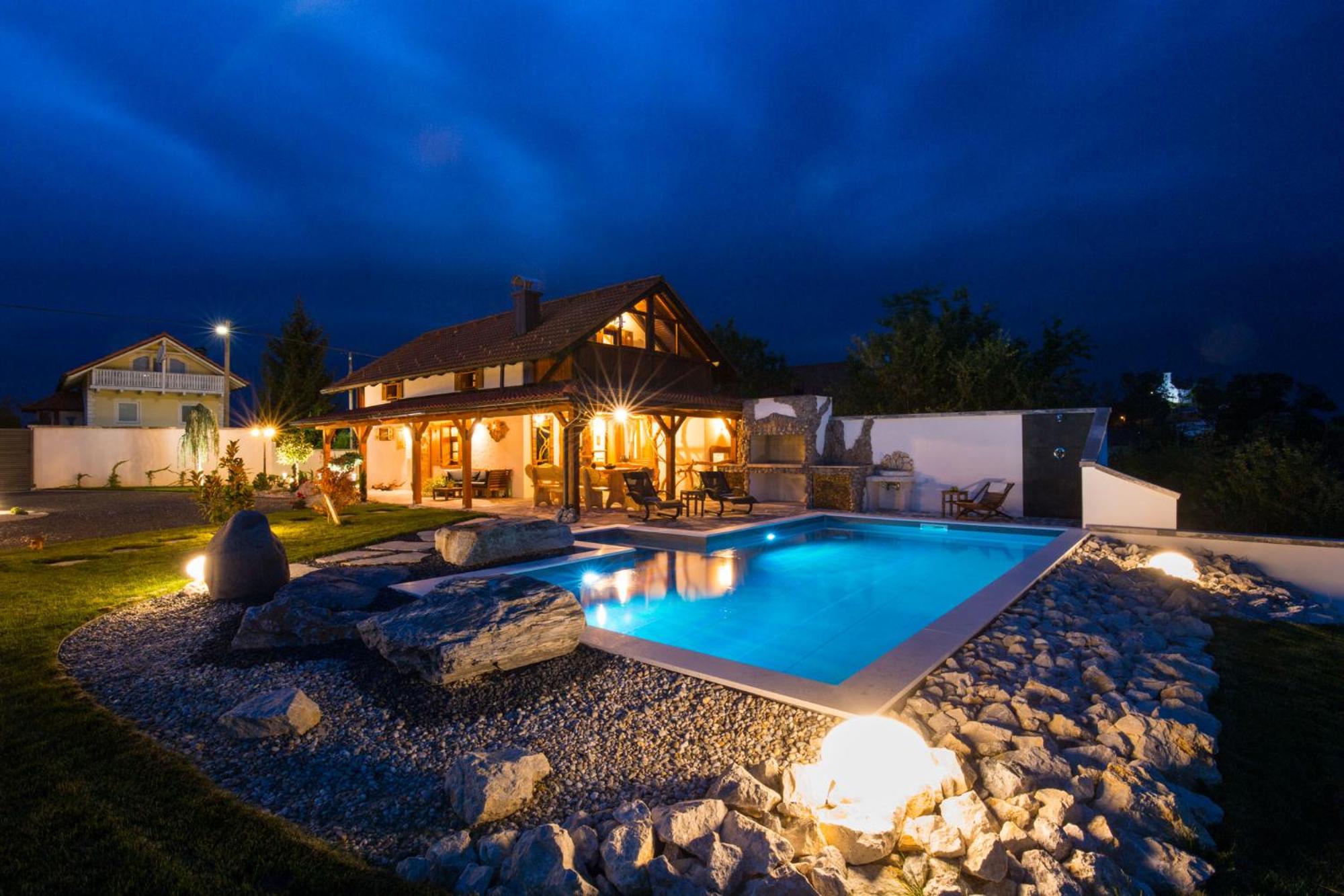 Villa with Private Pool photo 3